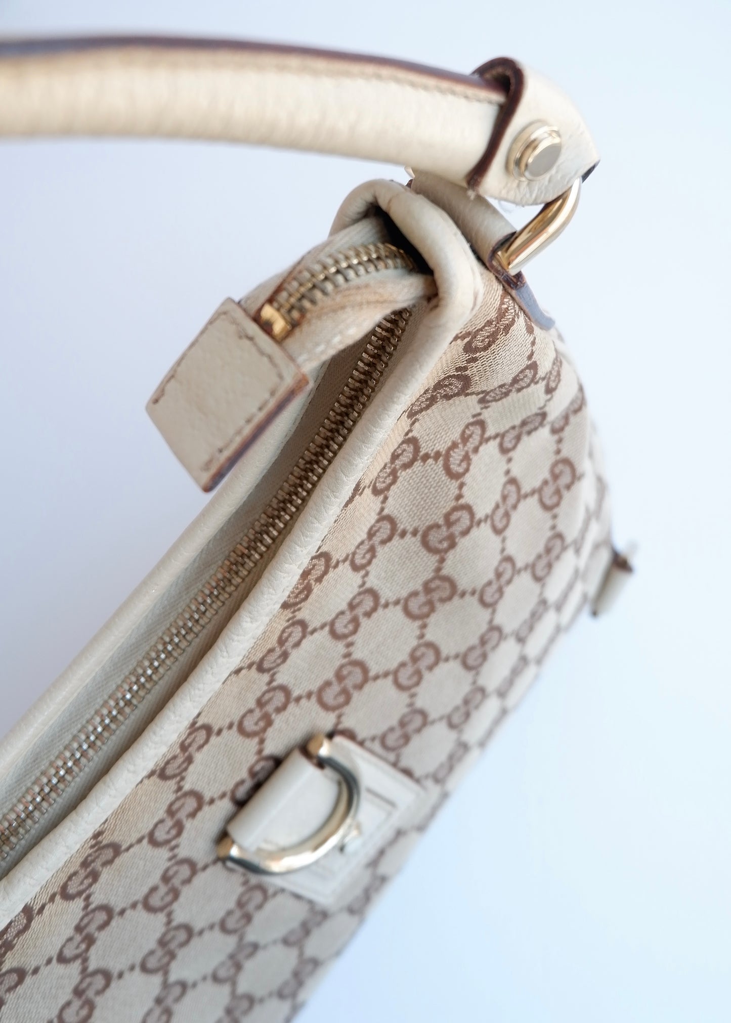 Authentic Preowned Gucci White GG Canvas Shoulder Bag