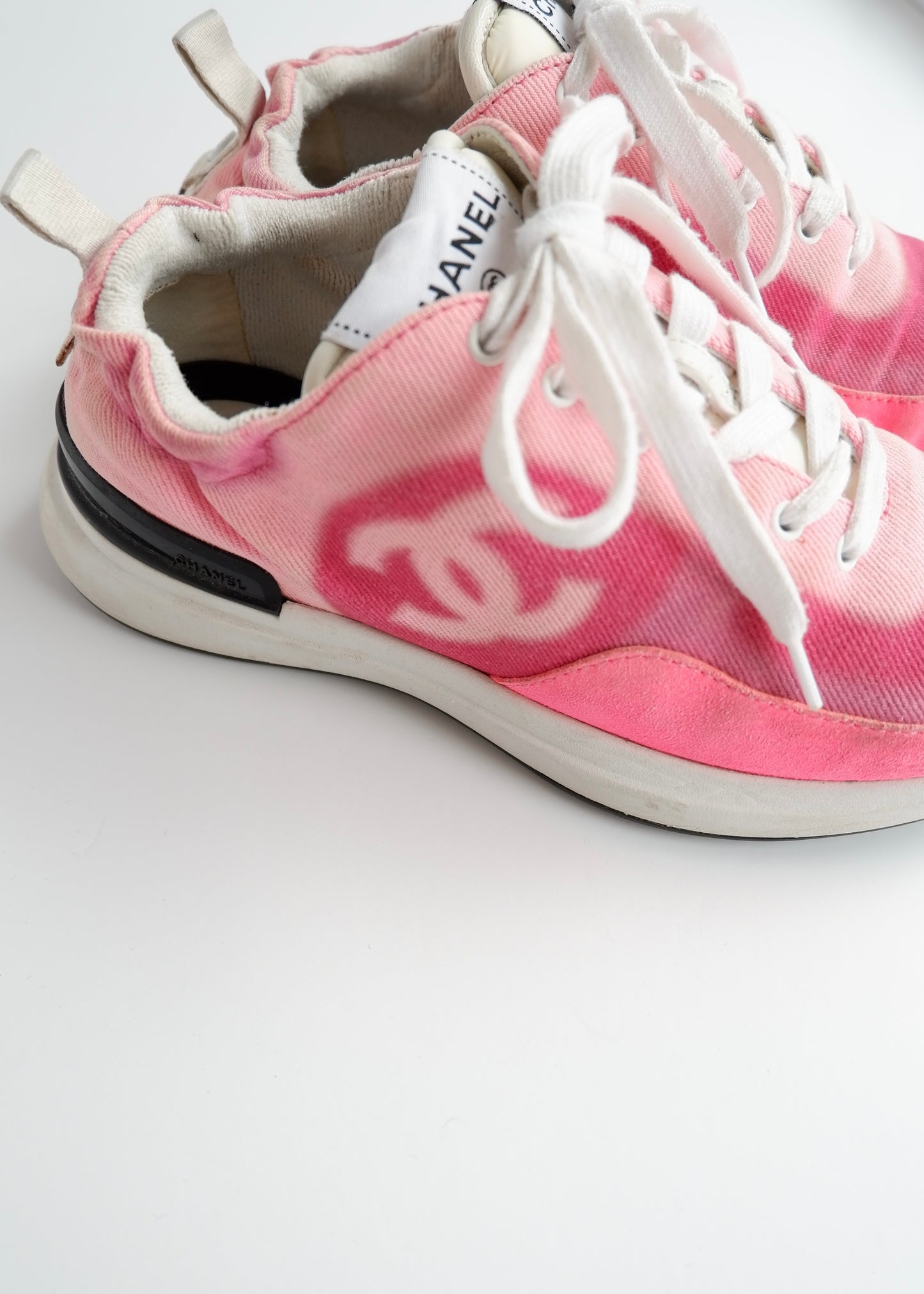 Authentic Preowned Chanel Pink Fabric/Suede CC Logo Low Top Sneakers - 37