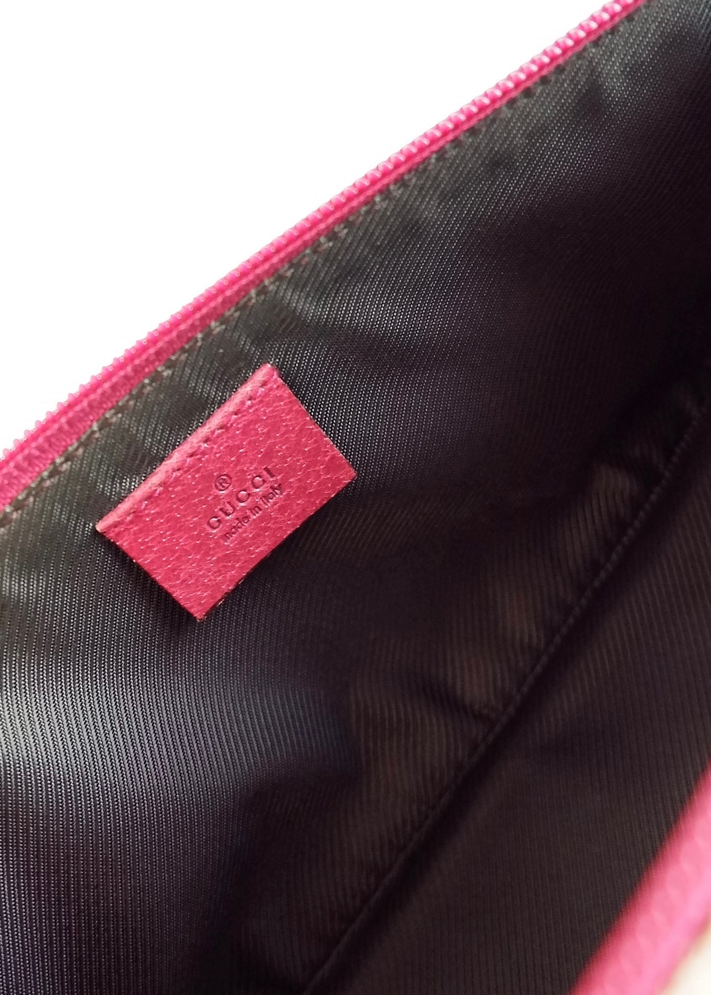 Authentic Preowned Gucci Beige/Burgundy Boat Pochette