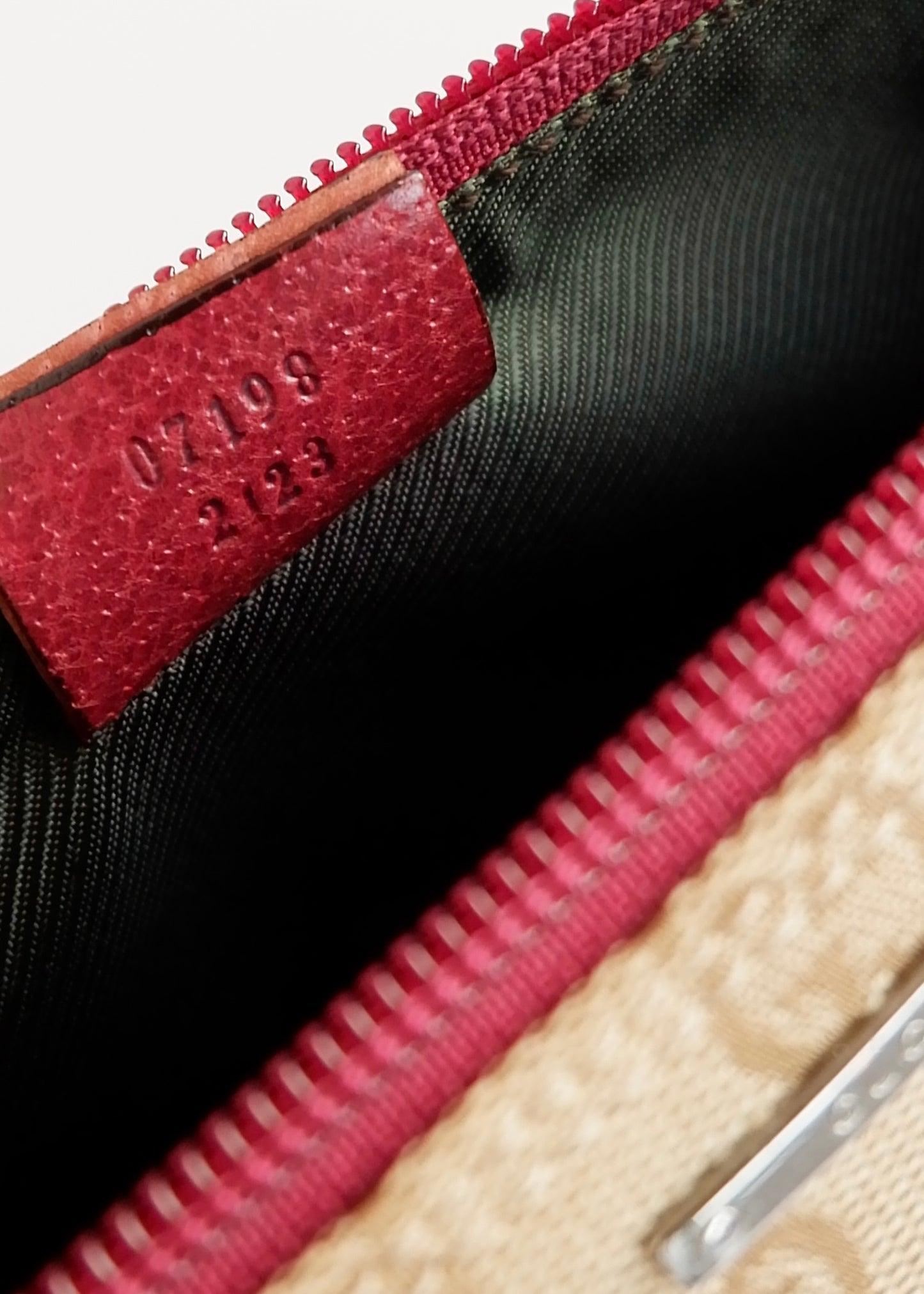 Authentic Preowned Gucci Beige/Burgundy Boat Pochette