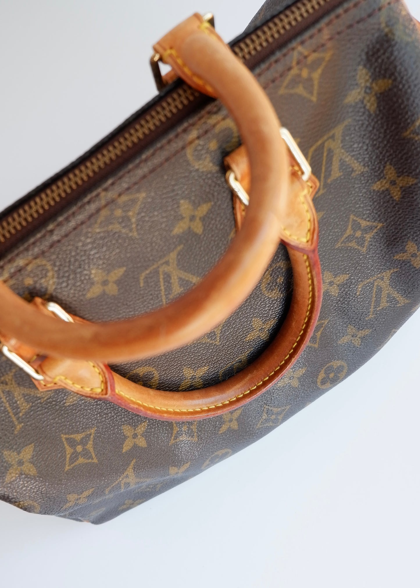 Authentic Preowned Vintage Louis Vuitton Monogram Speedy 25