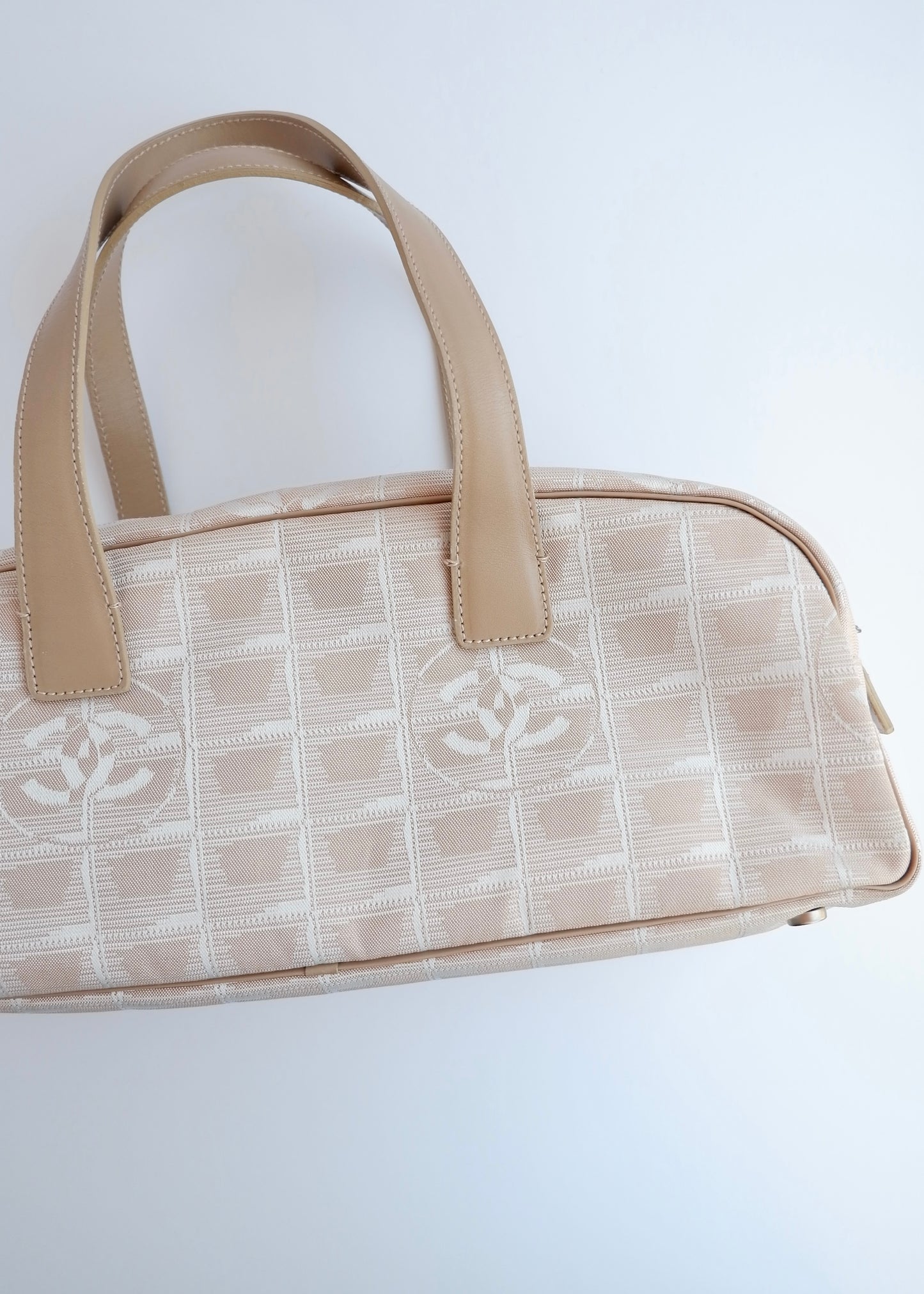 Authentic Preowned Chanel Beige Canvas/Leather New Travel Line Shoulder Bag