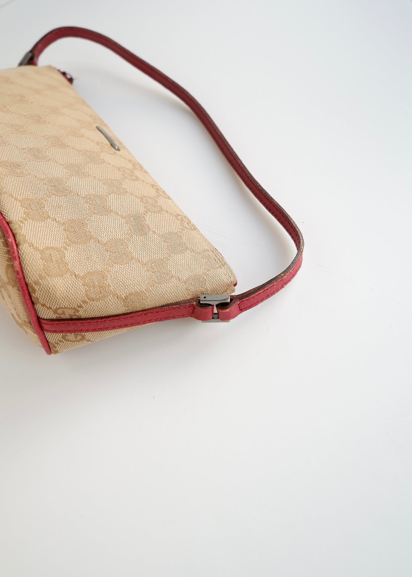 Authentic Preowned Gucci Beige/Burgundy Boat Pochette