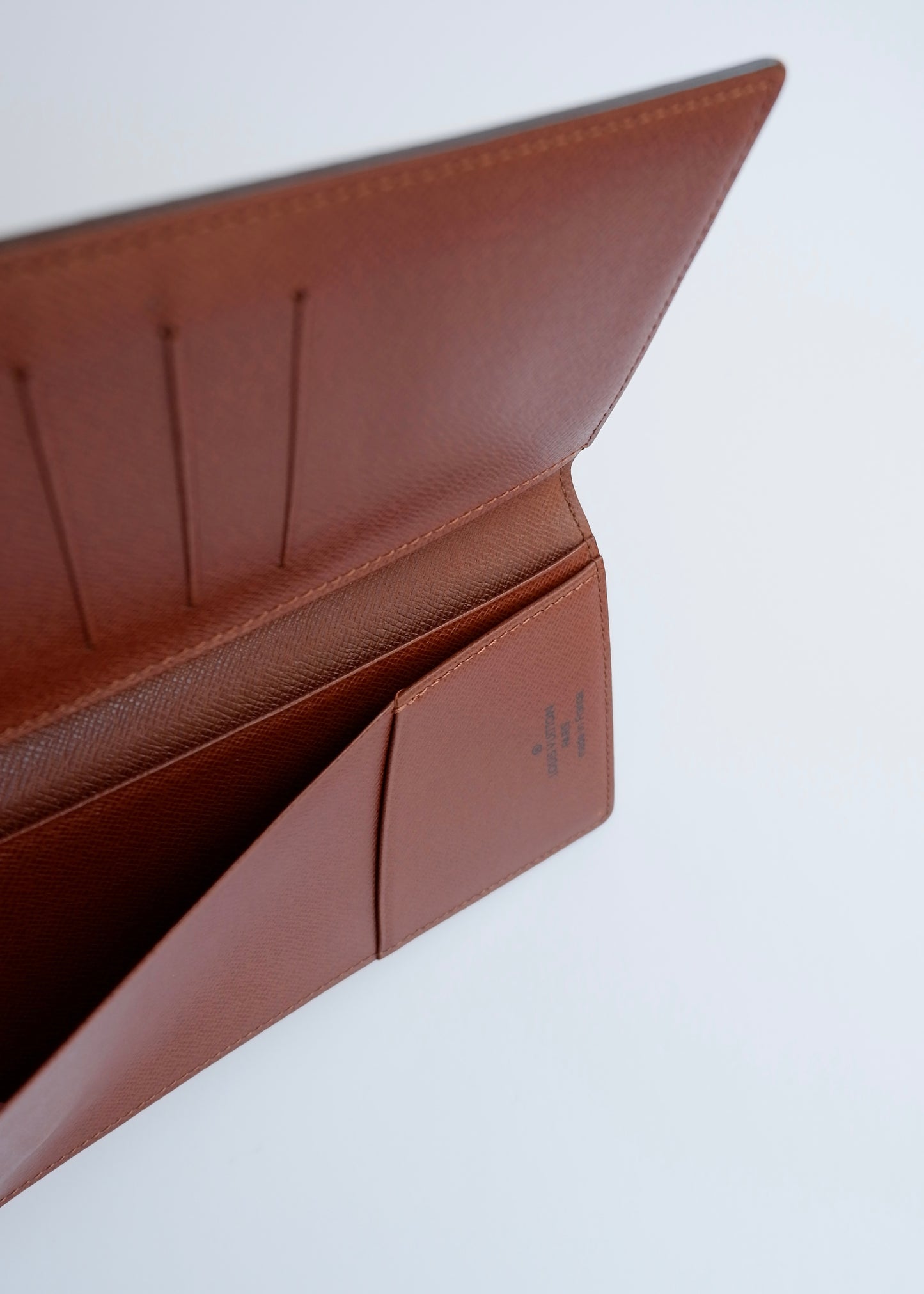 Authentic Preowned Louis Vuitton Monogra Cheque Book/ Card Holder