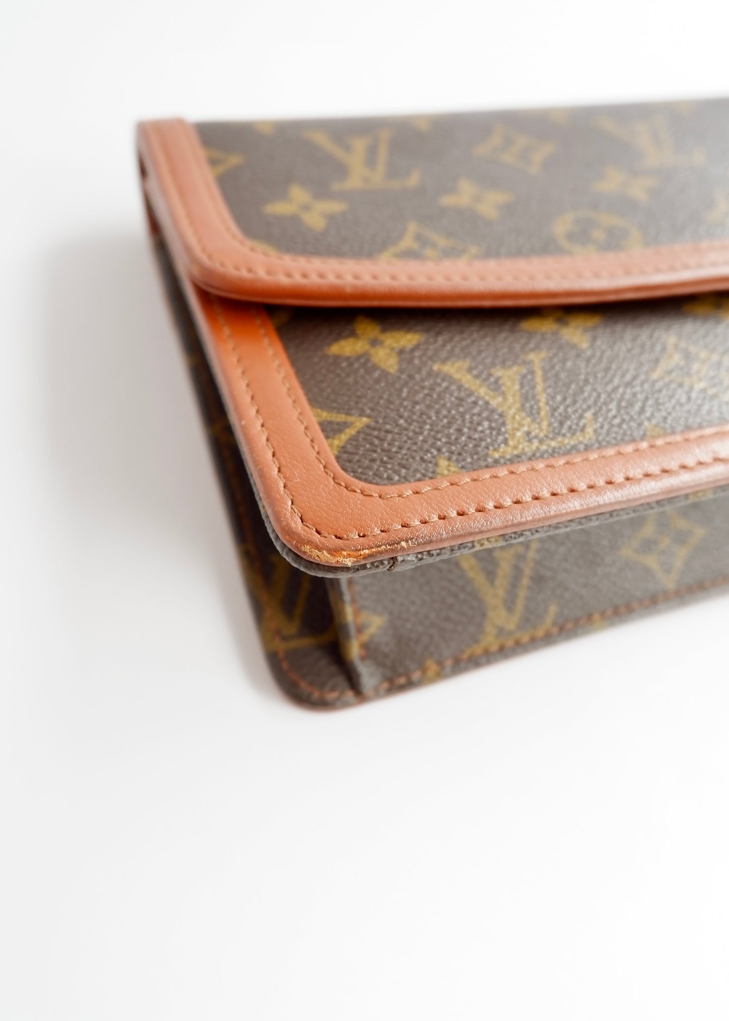 Authentic Preowned Vintage Louis Vuitton Monogram Pochette Dame Clutch