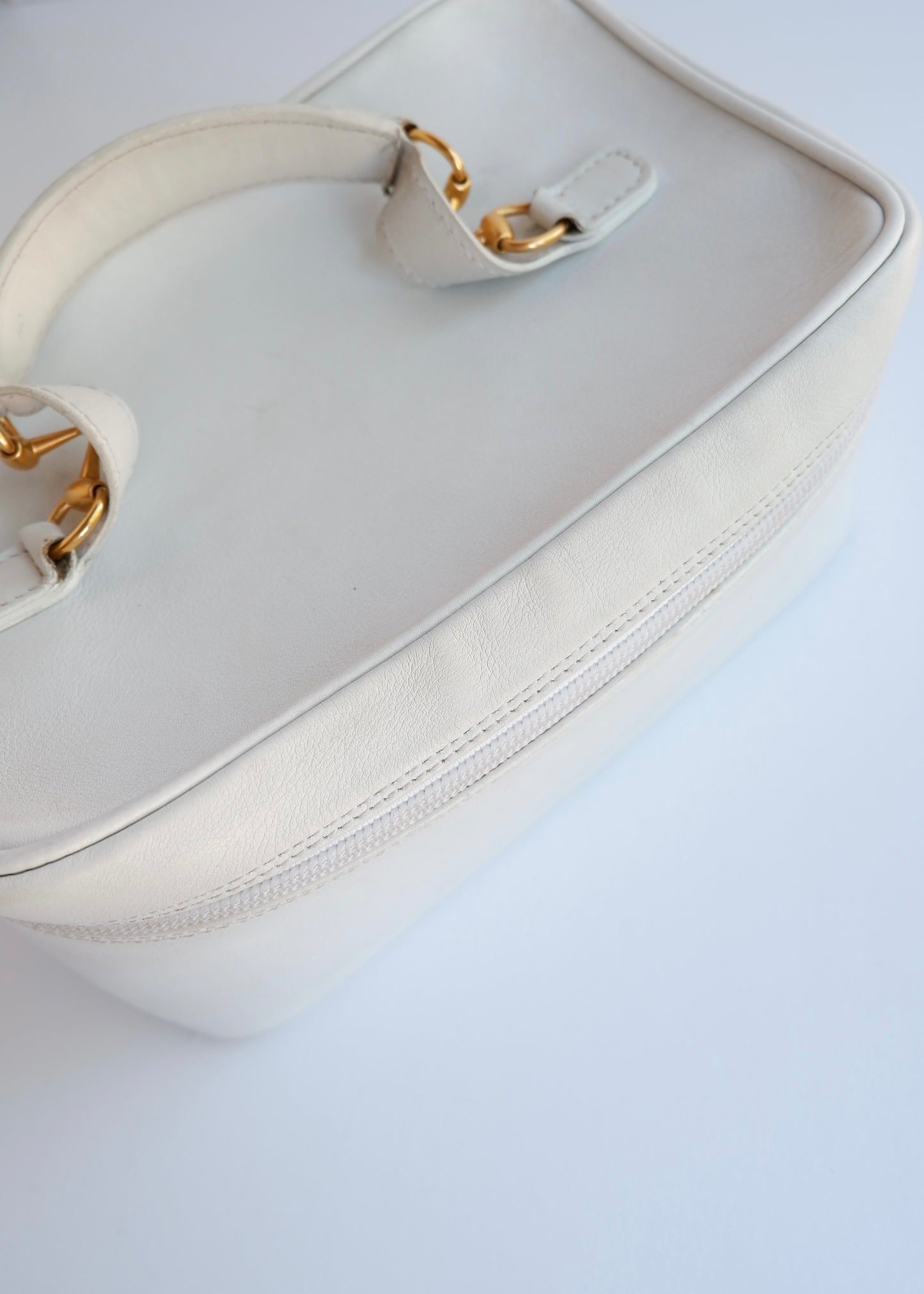 Authentic Preowned Vintage Gucci White Leather Horsebit Vanity Case