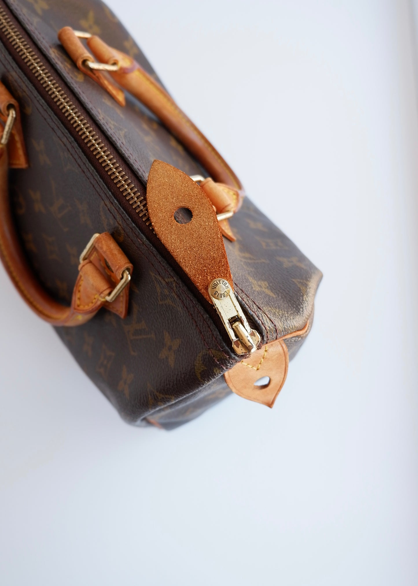 Authentic Preowned Vintage Louis Vuitton Monogram Speedy 25