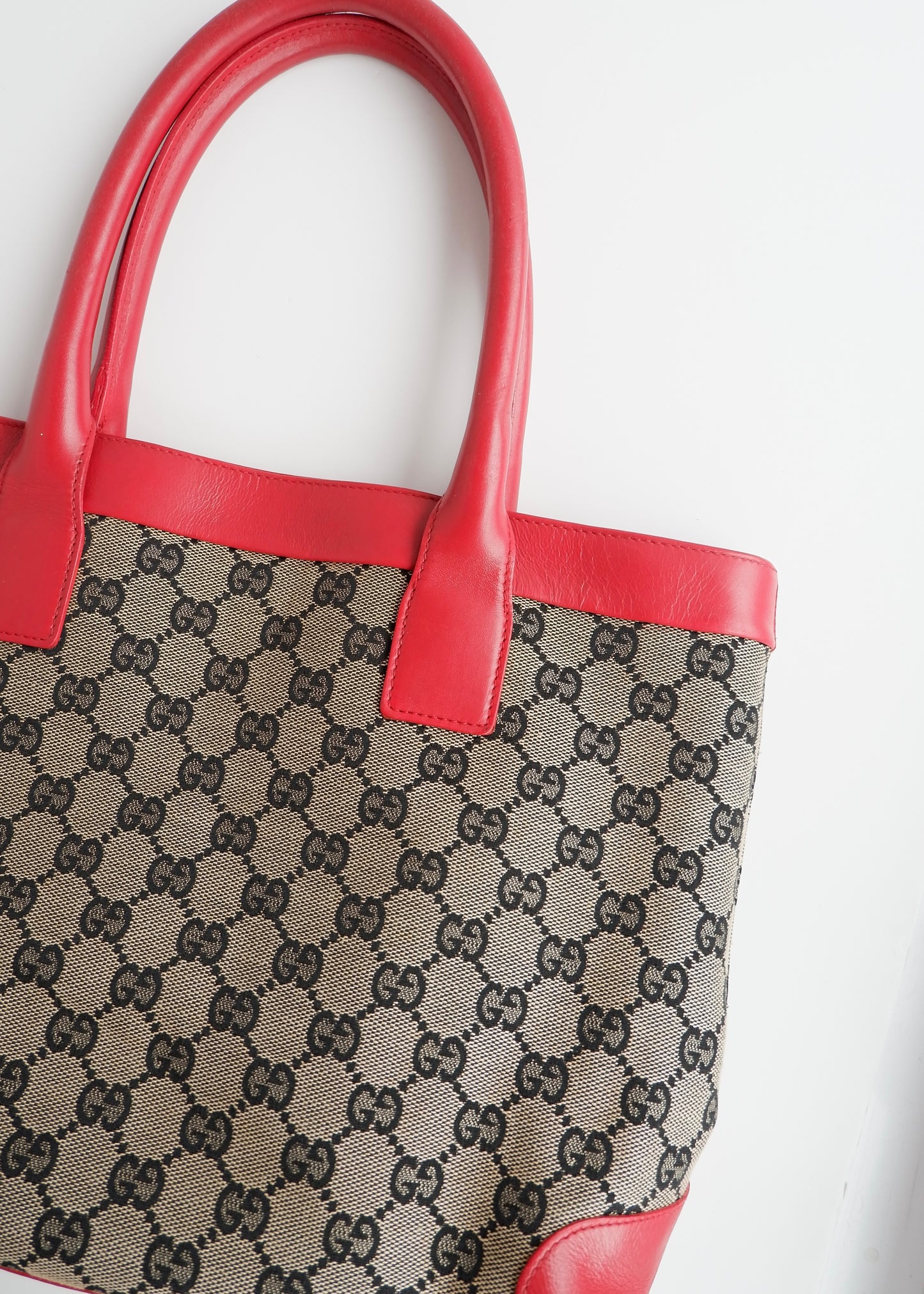 Authentic Preowned Gucci GG Canvas Red/ Navy Shoulder Bag