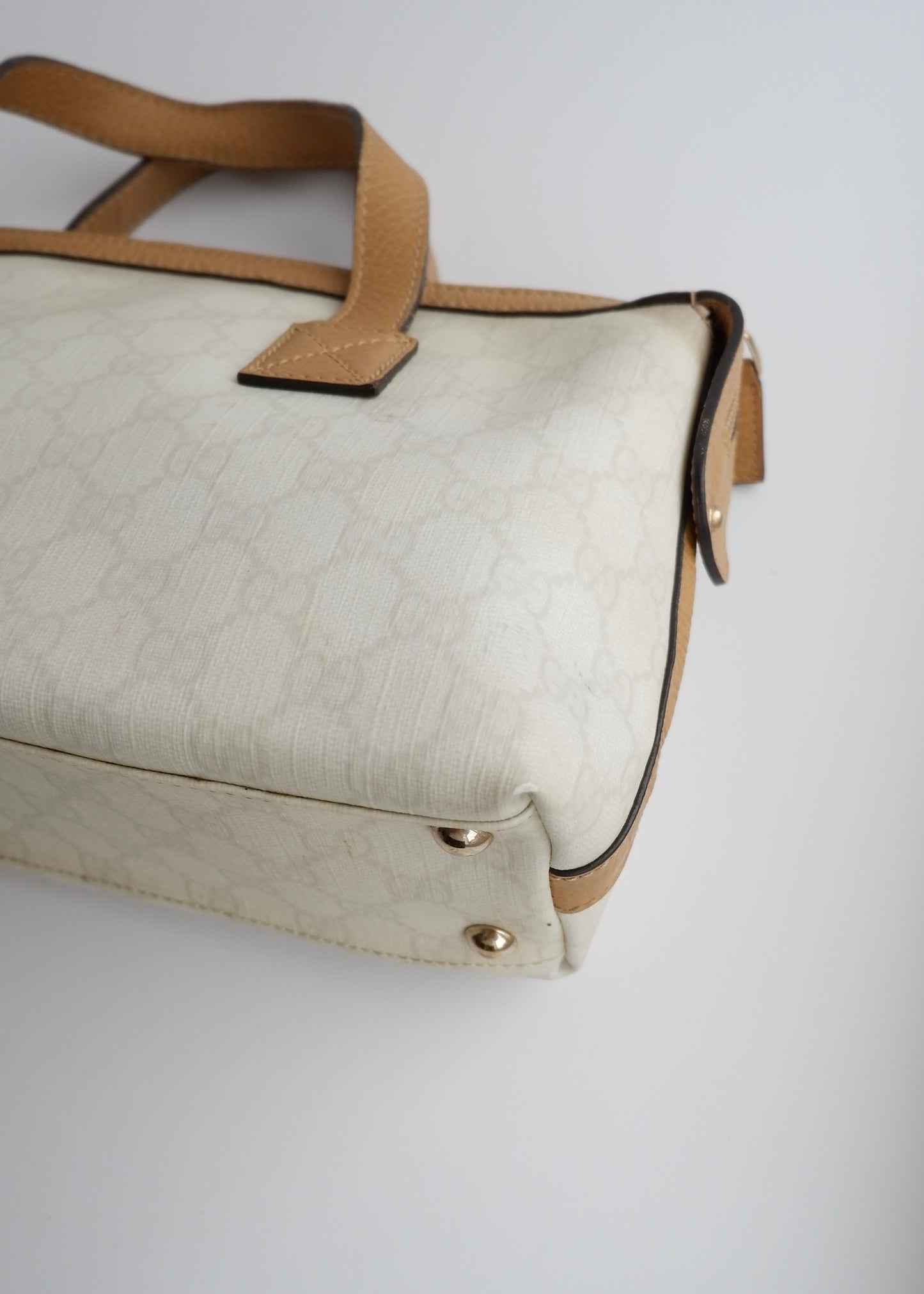 Authentci Preowned Gucci White GG Canvas East West Handbag