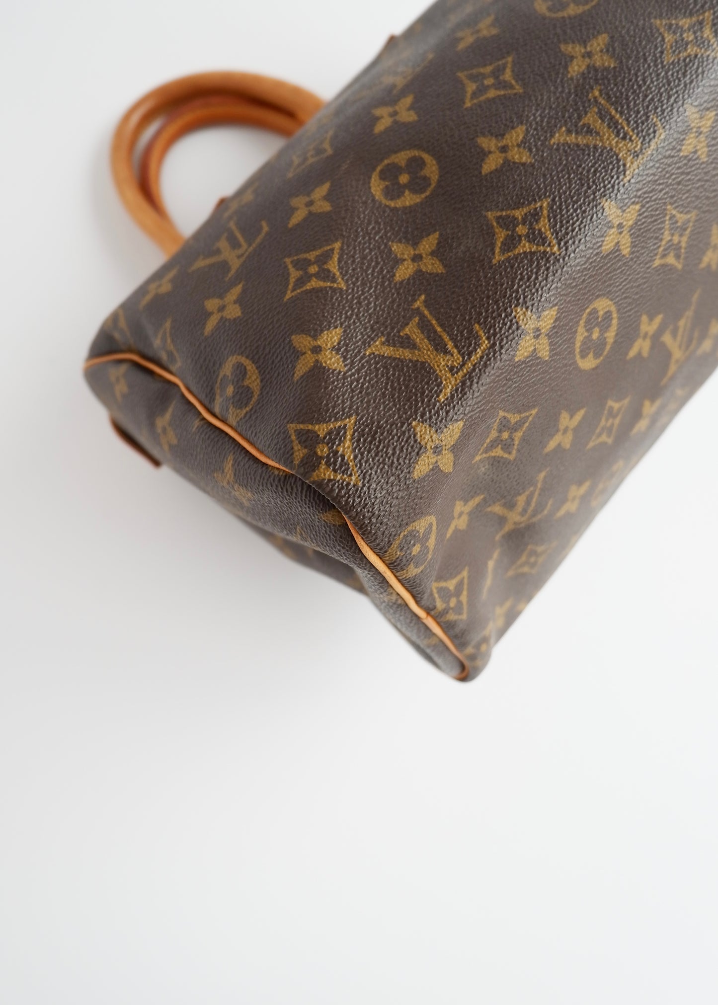 Authentic Preowned Louis Vuitton Monogram Speedy 25