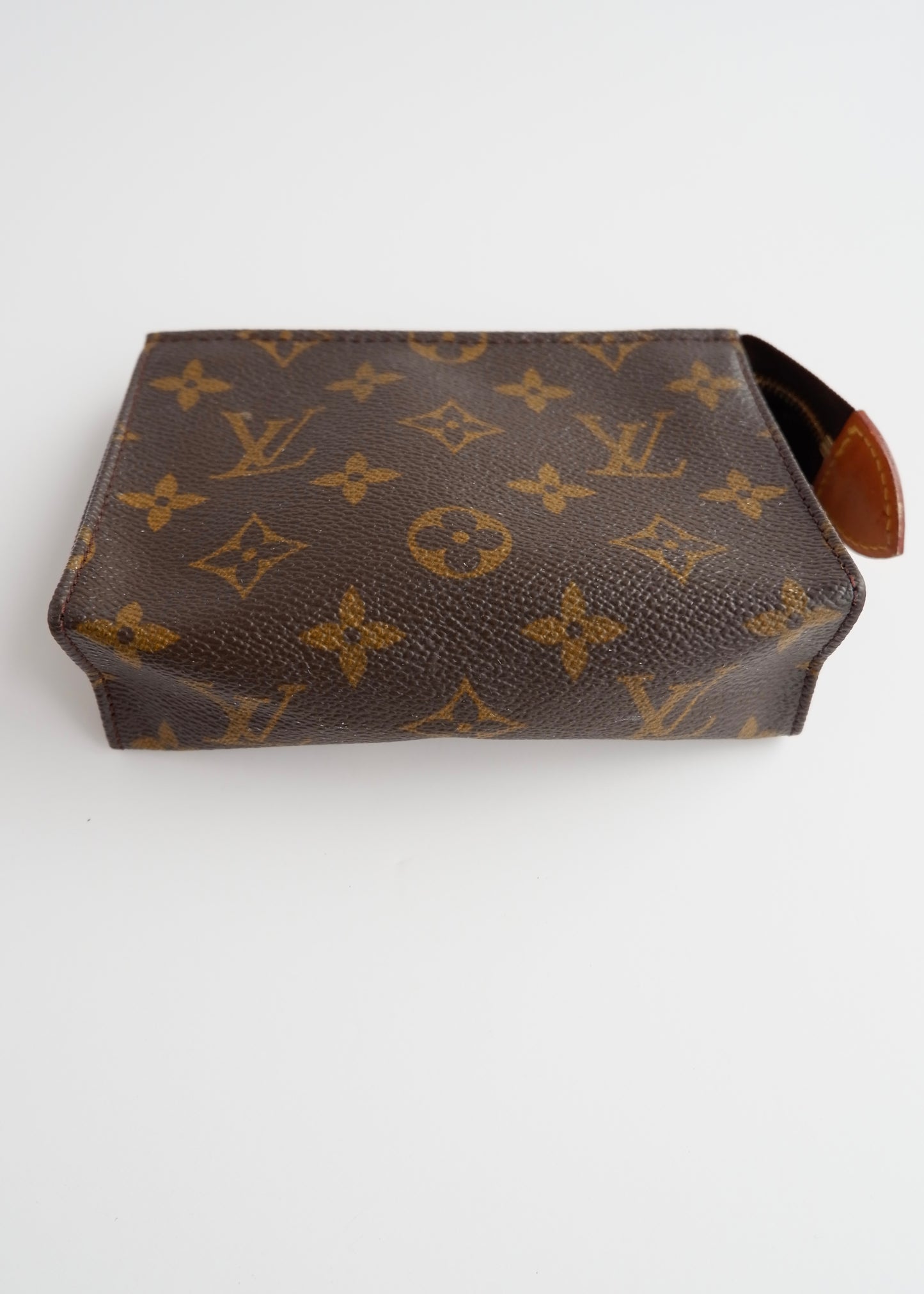 Authentic Preowned Louis Vuitton Monogram Toiletry 15