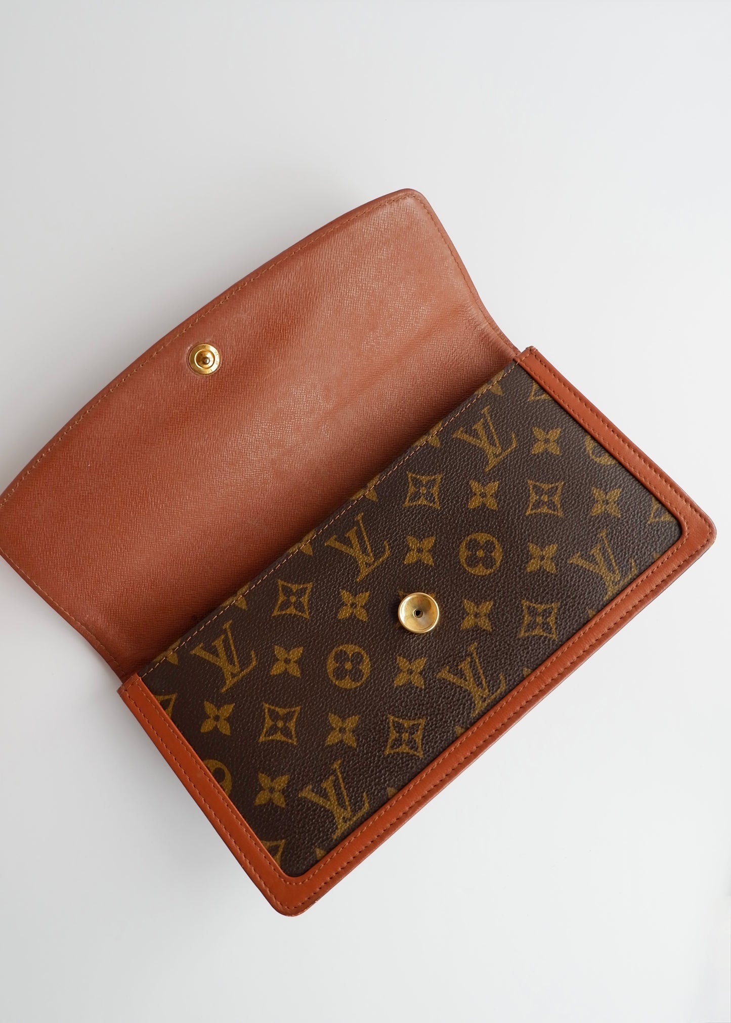 Authentic Preowned Vintage Louis Vuitton Monogram Pochette Dame Clutch