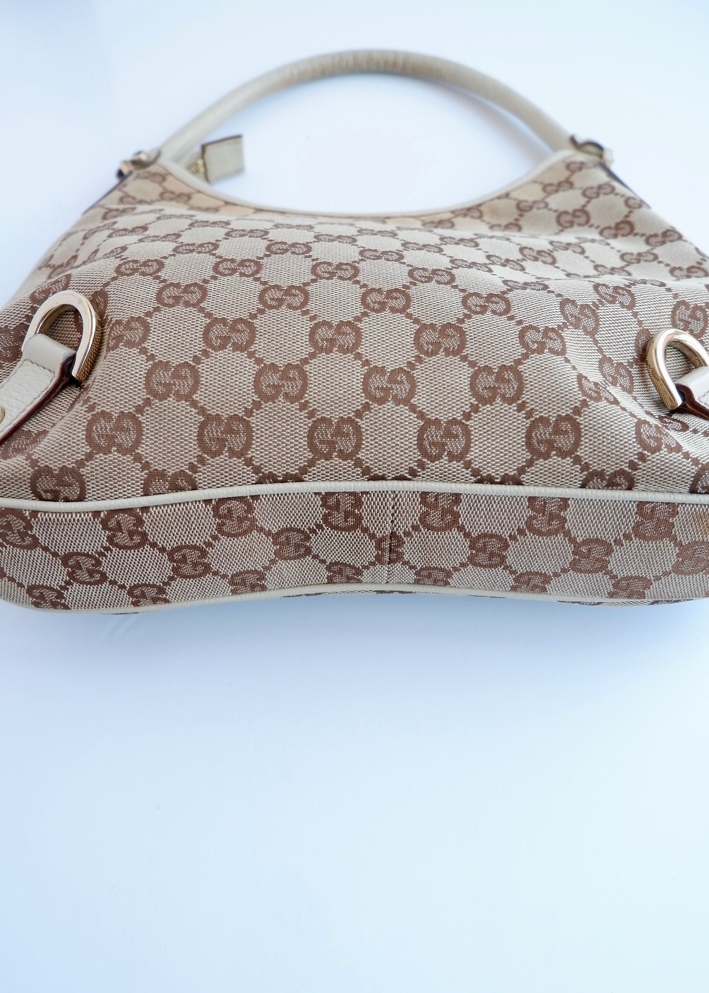 Authentic Preowned Gucci White GG Canvas Shoulder Bag