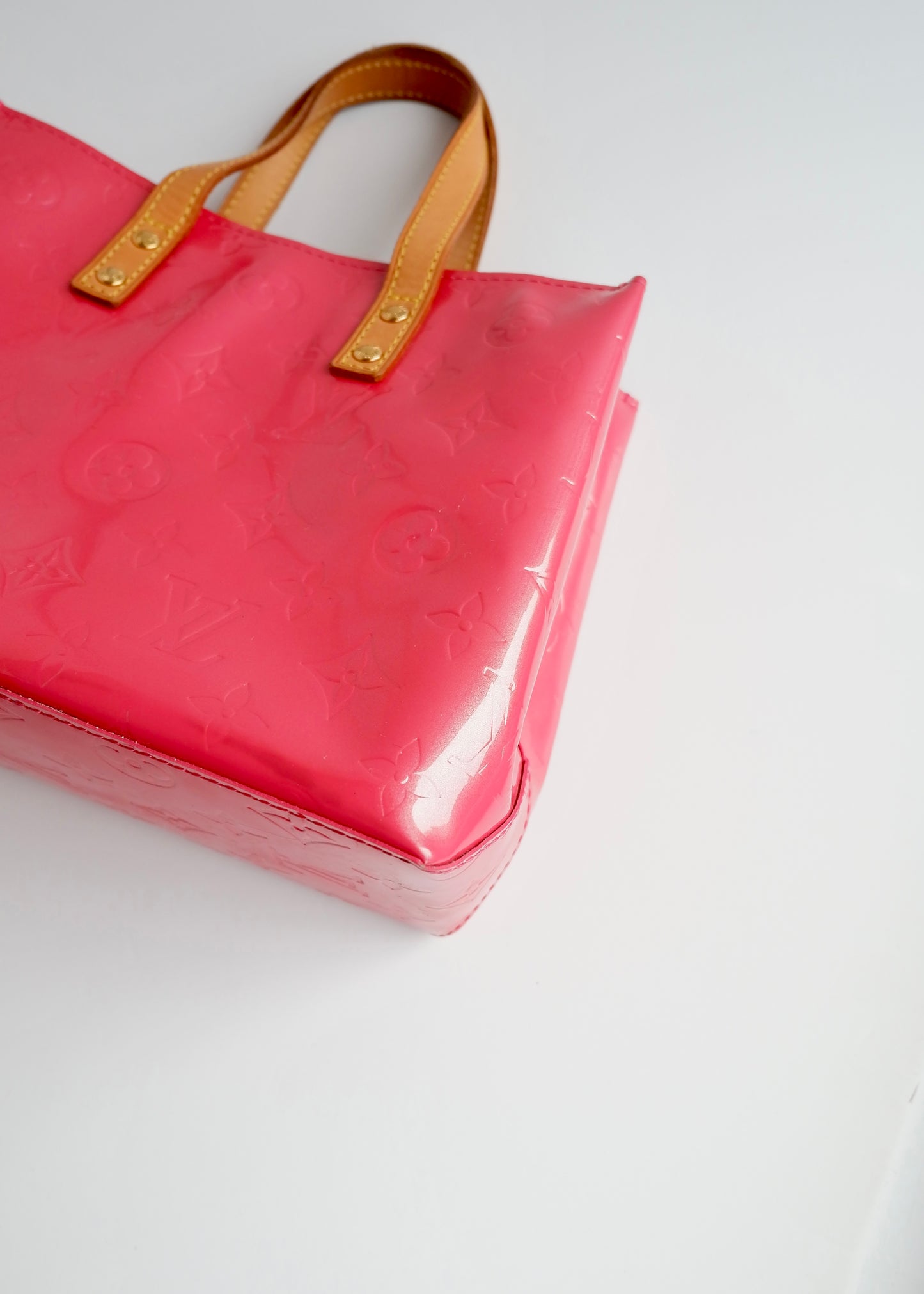 Authentic Preowned Louis Vuitton Monogram Framboise Vernis Reade Handbag