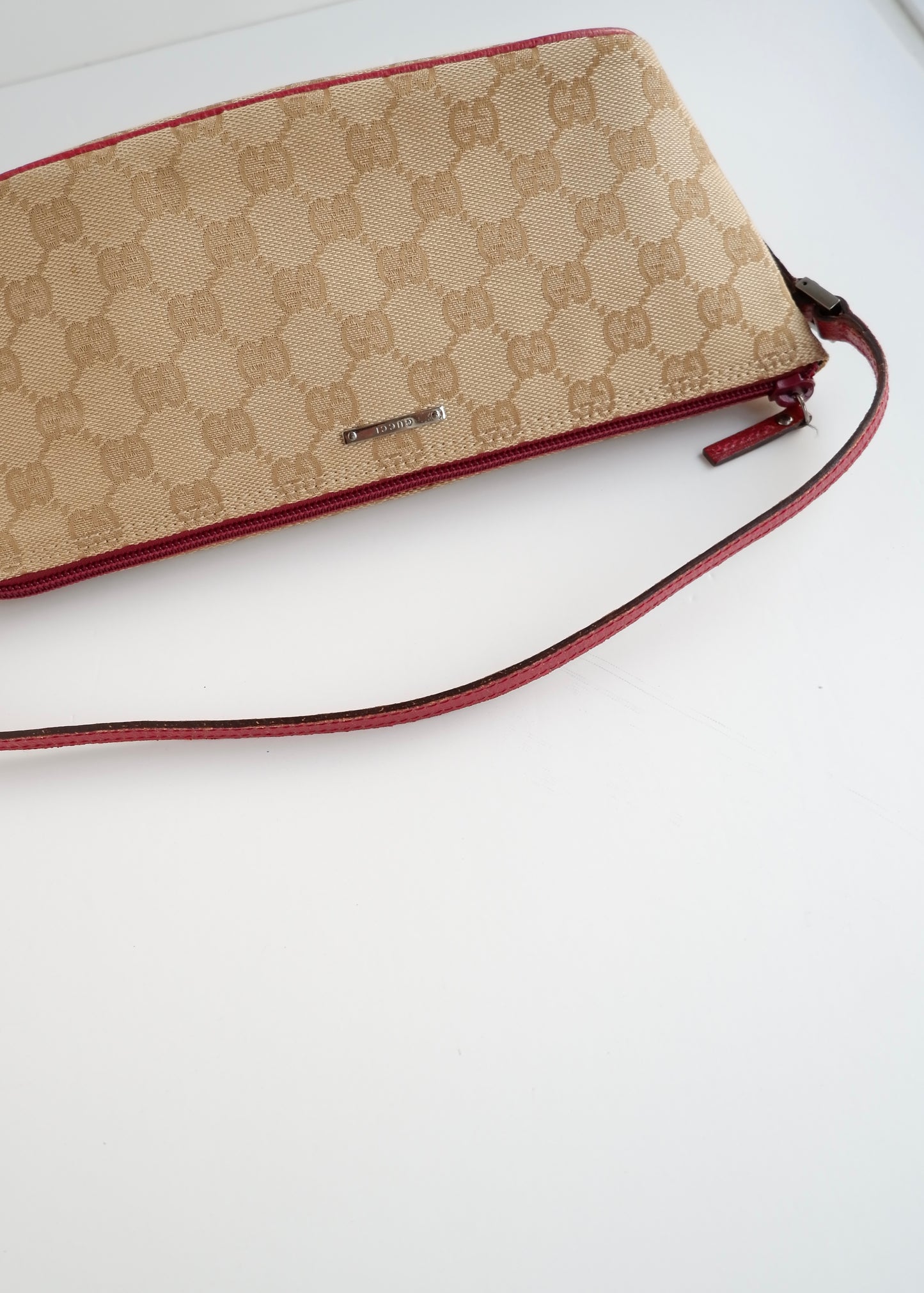 Authentic Preowned Gucci Beige/Burgundy Boat Pochette