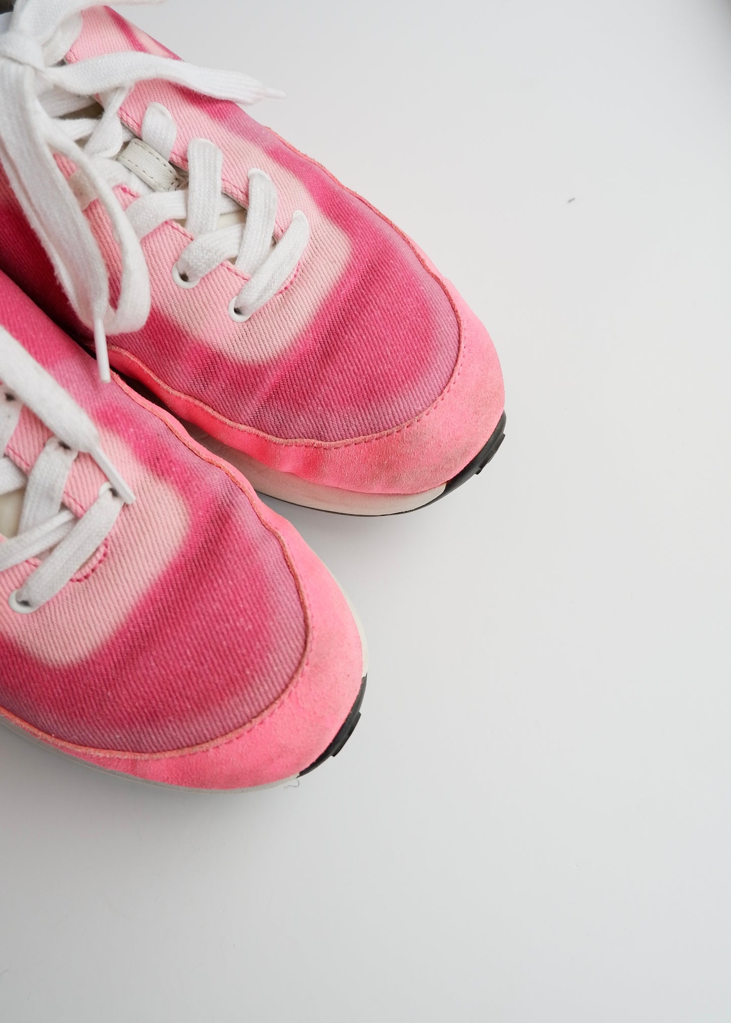 Authentic Preowned Chanel Pink Fabric/Suede CC Logo Low Top Sneakers - 37