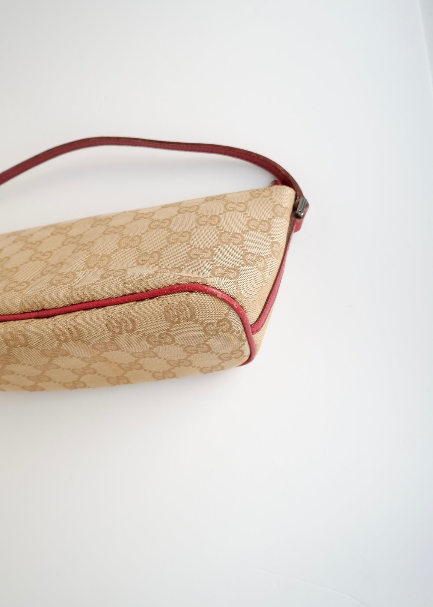 Authentic Preowned Gucci Beige/Burgundy Boat Pochette