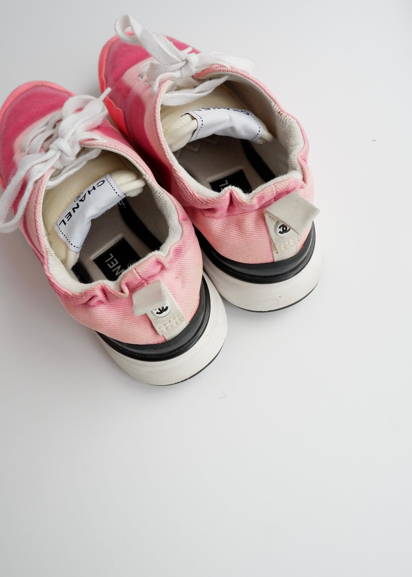 Authentic Preowned Chanel Pink Fabric/Suede CC Logo Low Top Sneakers - 37