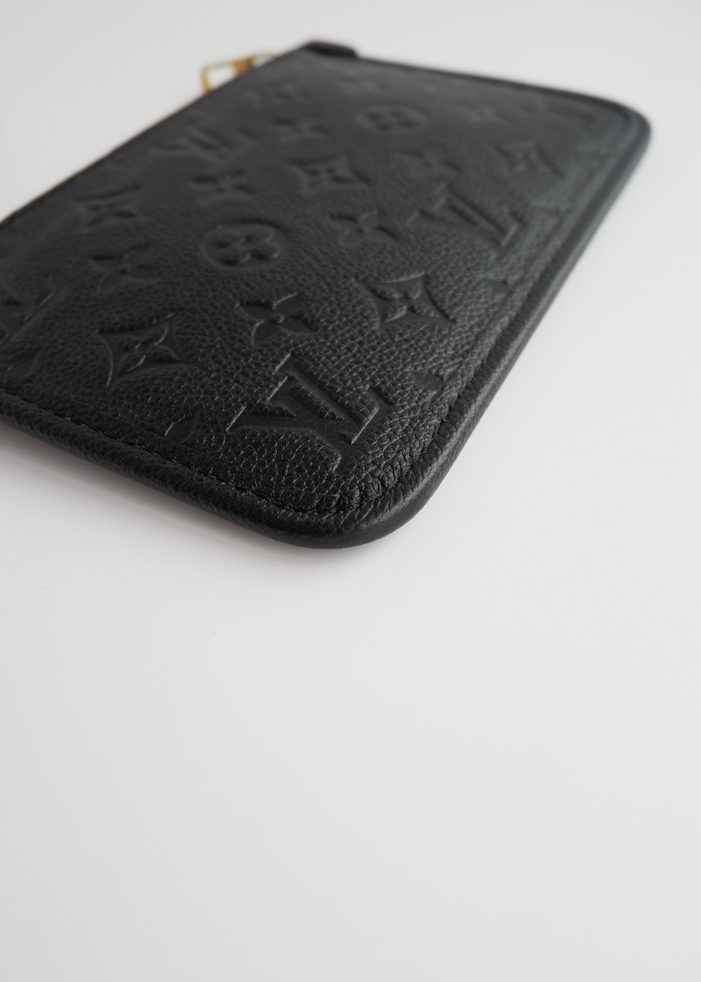 Authentic Preowned Louis Vuitton Black Empreinte Monogram Wrislet Pouch (For Neverfull)