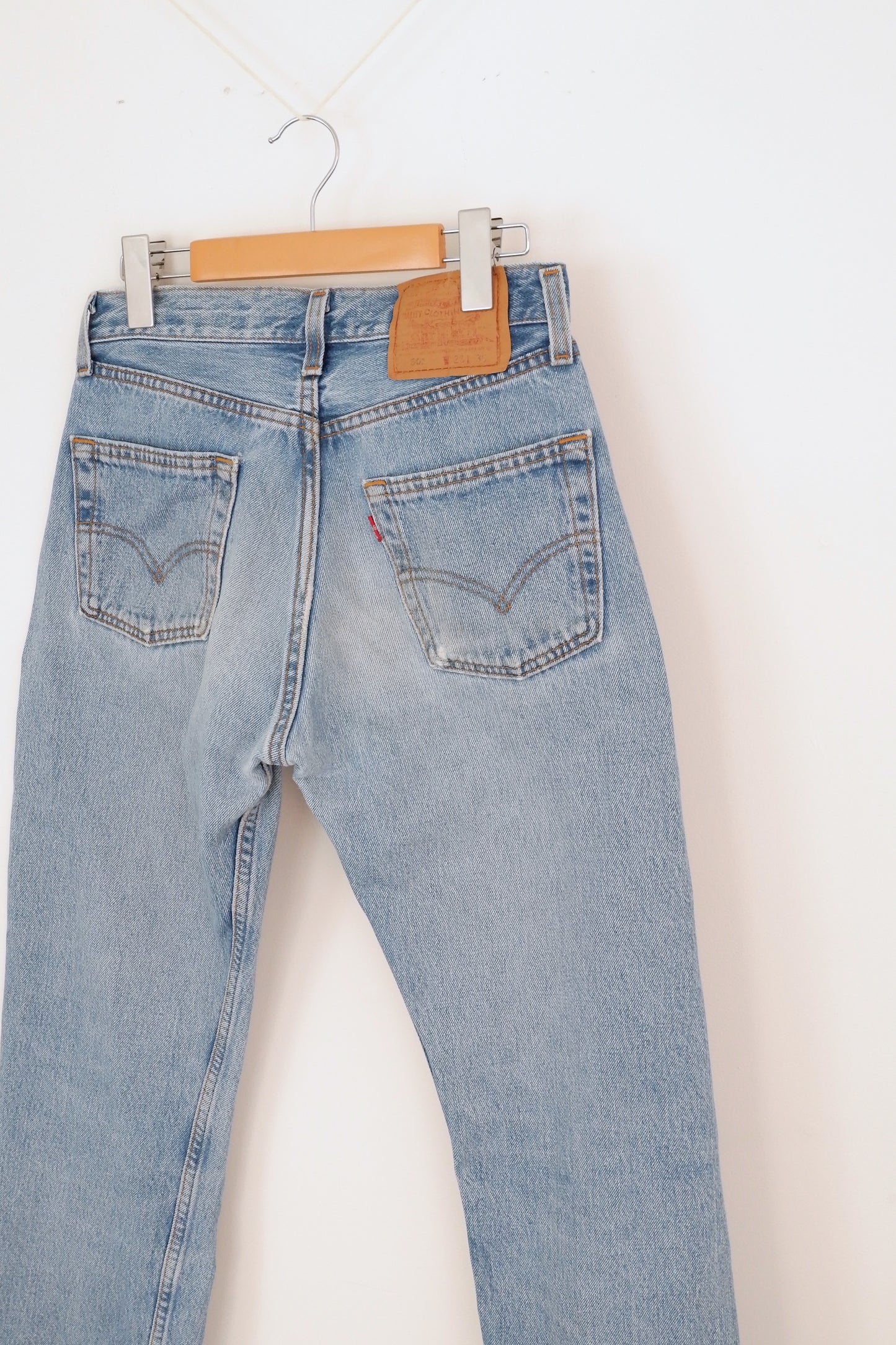 Levis Vintage 501 Medium Light Wash Jeans - 27
