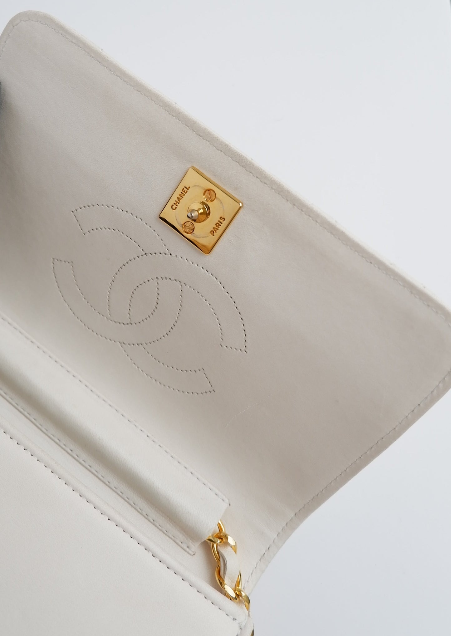 Authentic Preowned Vintage Chanel White Wallet On Chain Crossbody GHW