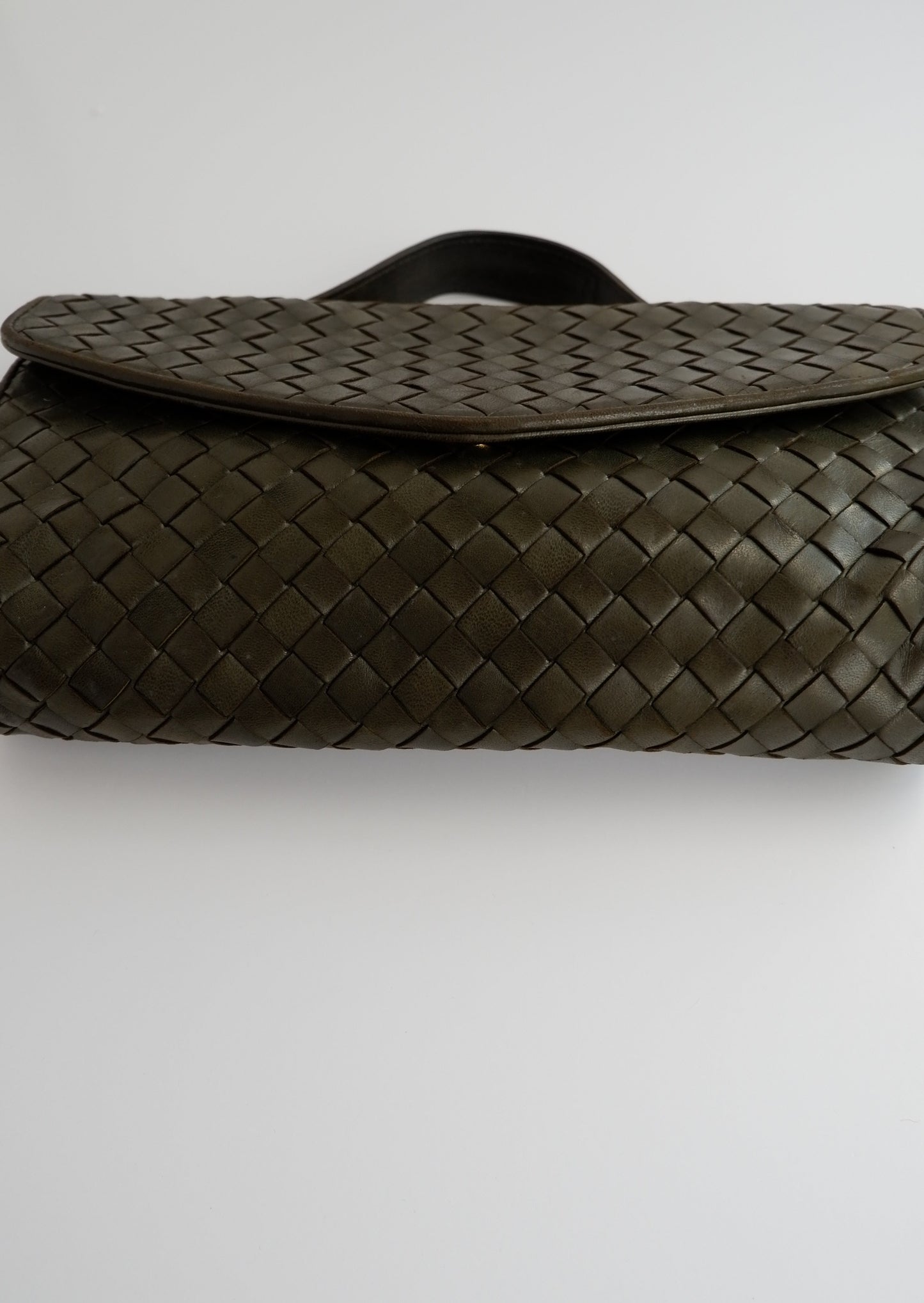 Authentic Preowned Vintage Bottega Veneta Green/Khaki Woven Clutch (Like Current Andiamo Clutch)