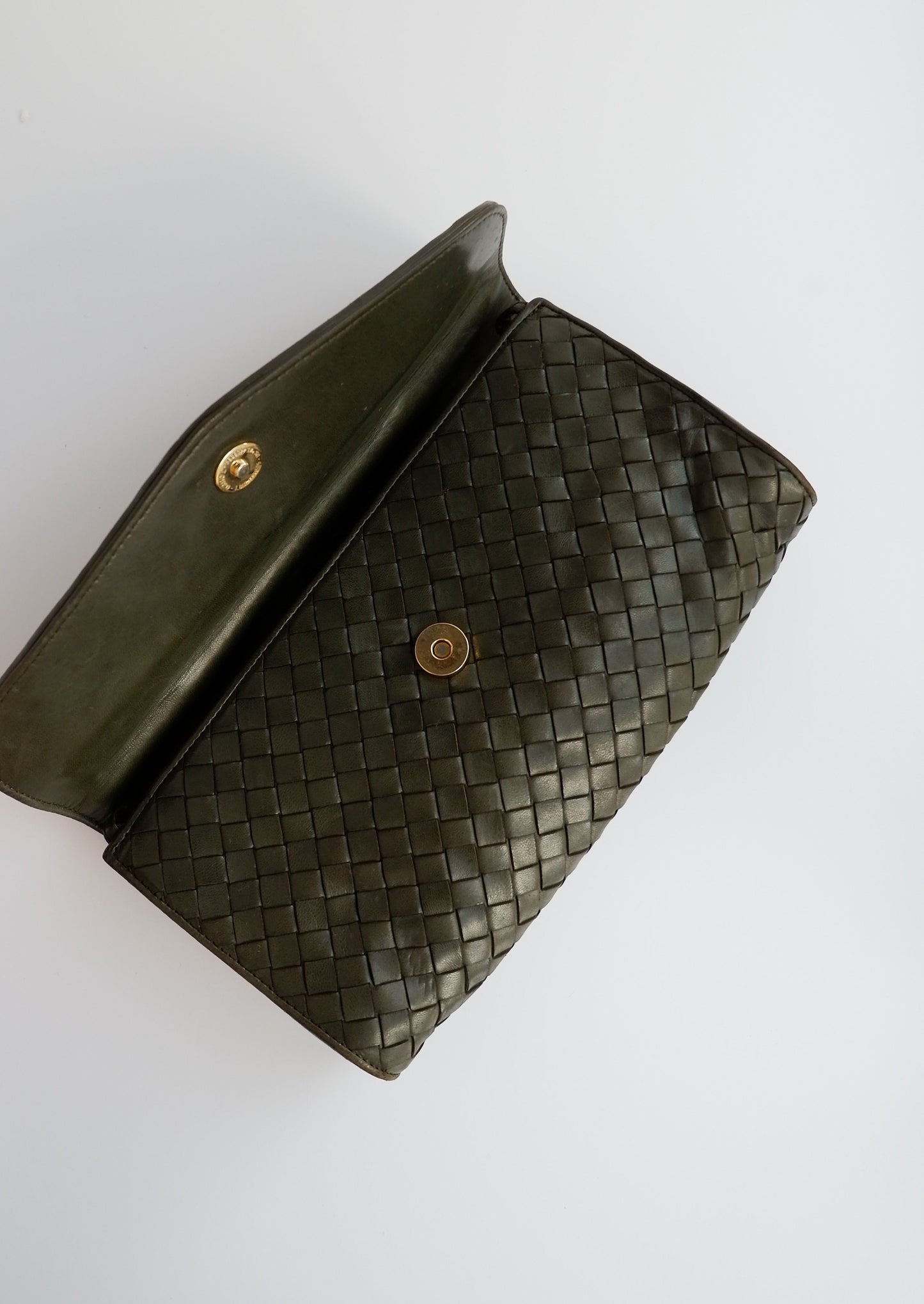 Authentic Preowned Vintage Bottega Veneta Green/Khaki Woven Clutch (Like Current Andiamo Clutch)