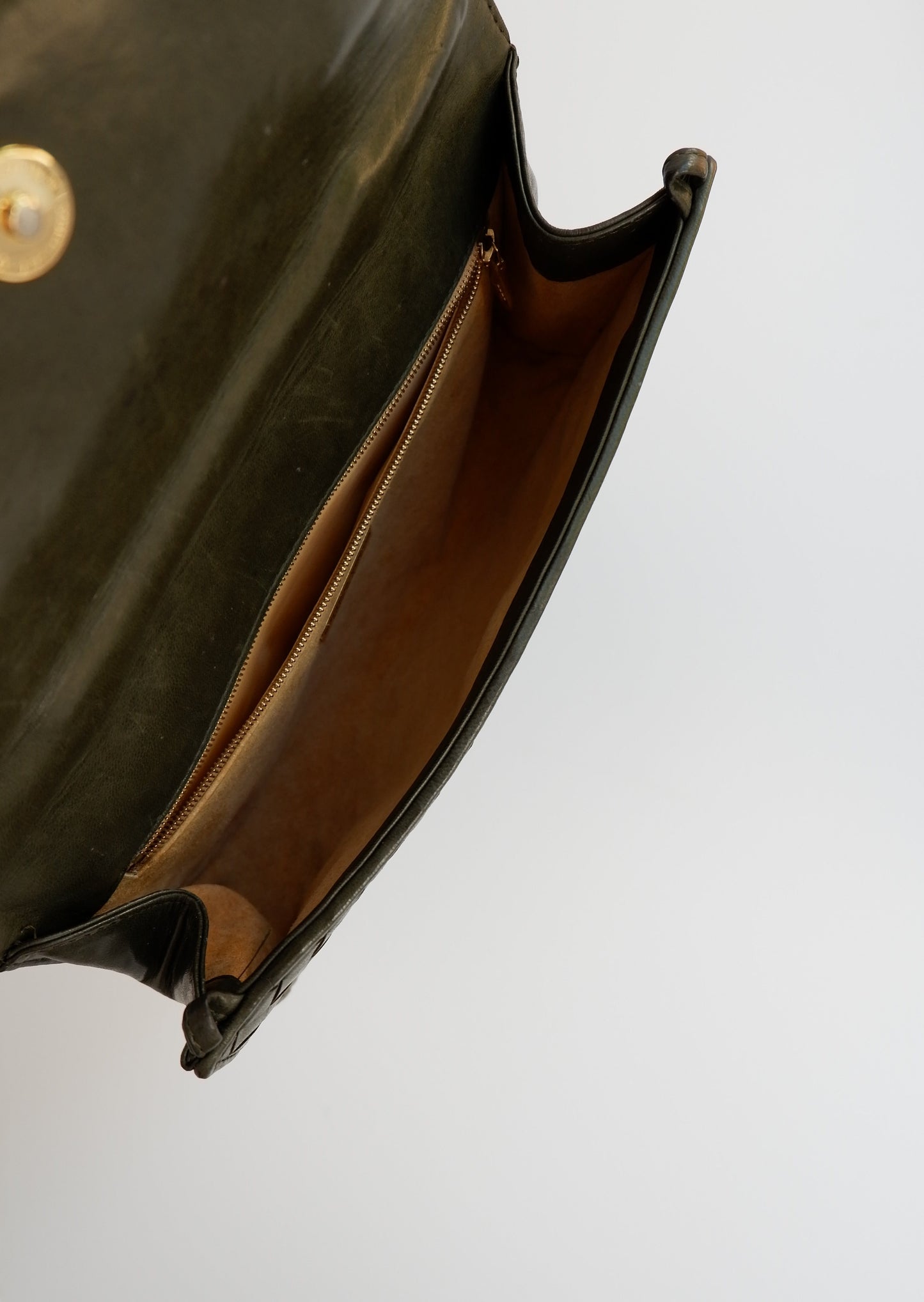 Authentic Preowned Vintage Bottega Veneta Green/Khaki Woven Clutch (Like Current Andiamo Clutch)