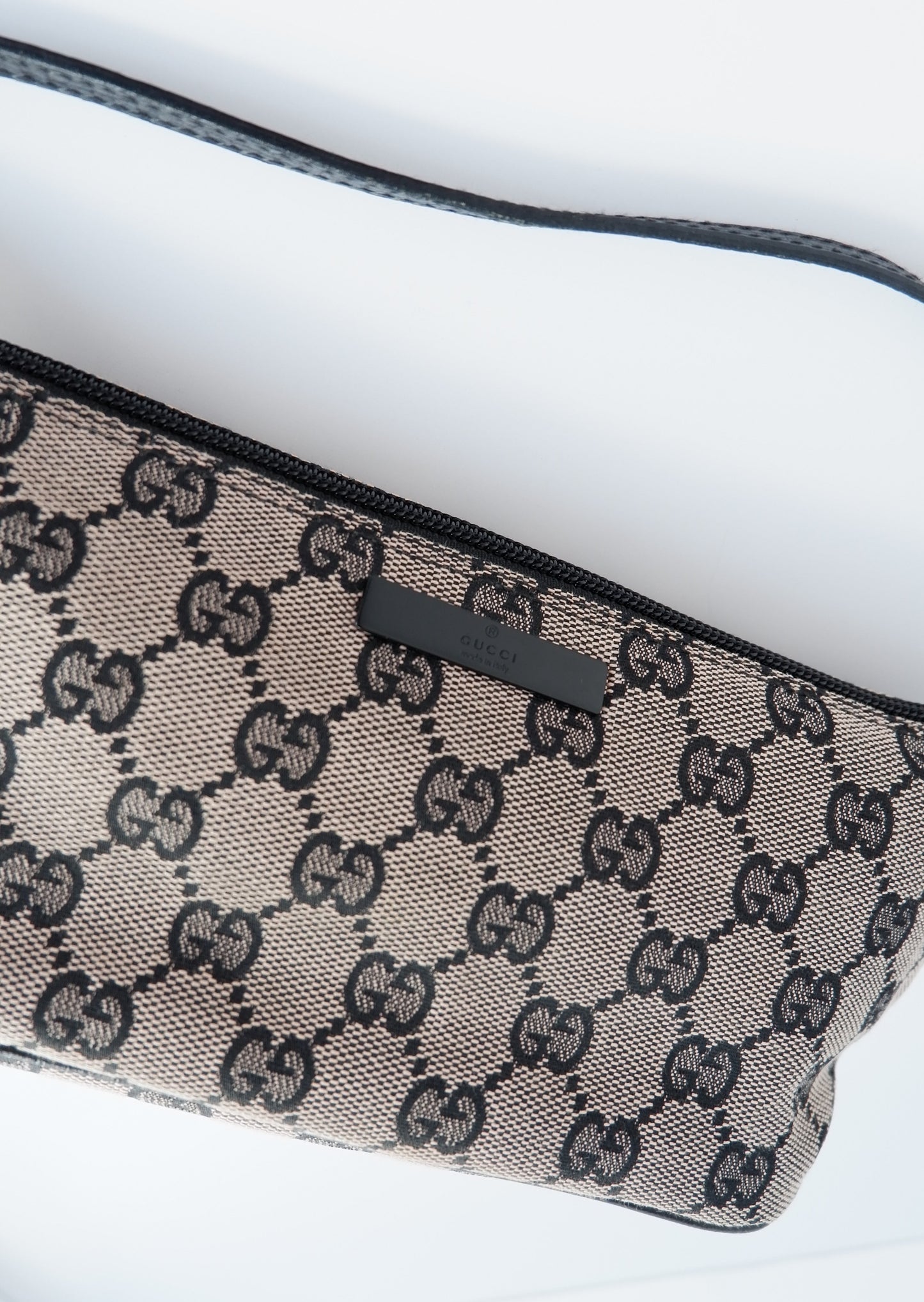 Authentic Preowned Gucci Beige/ Black Boat Pochette