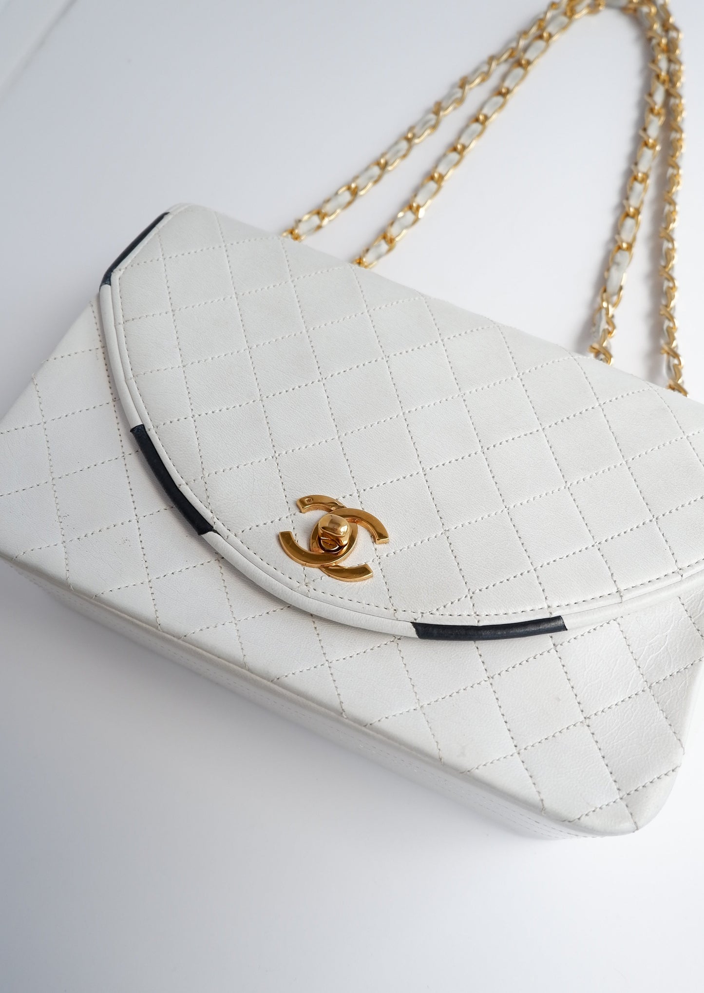 Authentic Preowned Vintage Chanel White Single Flap Bag - GHW