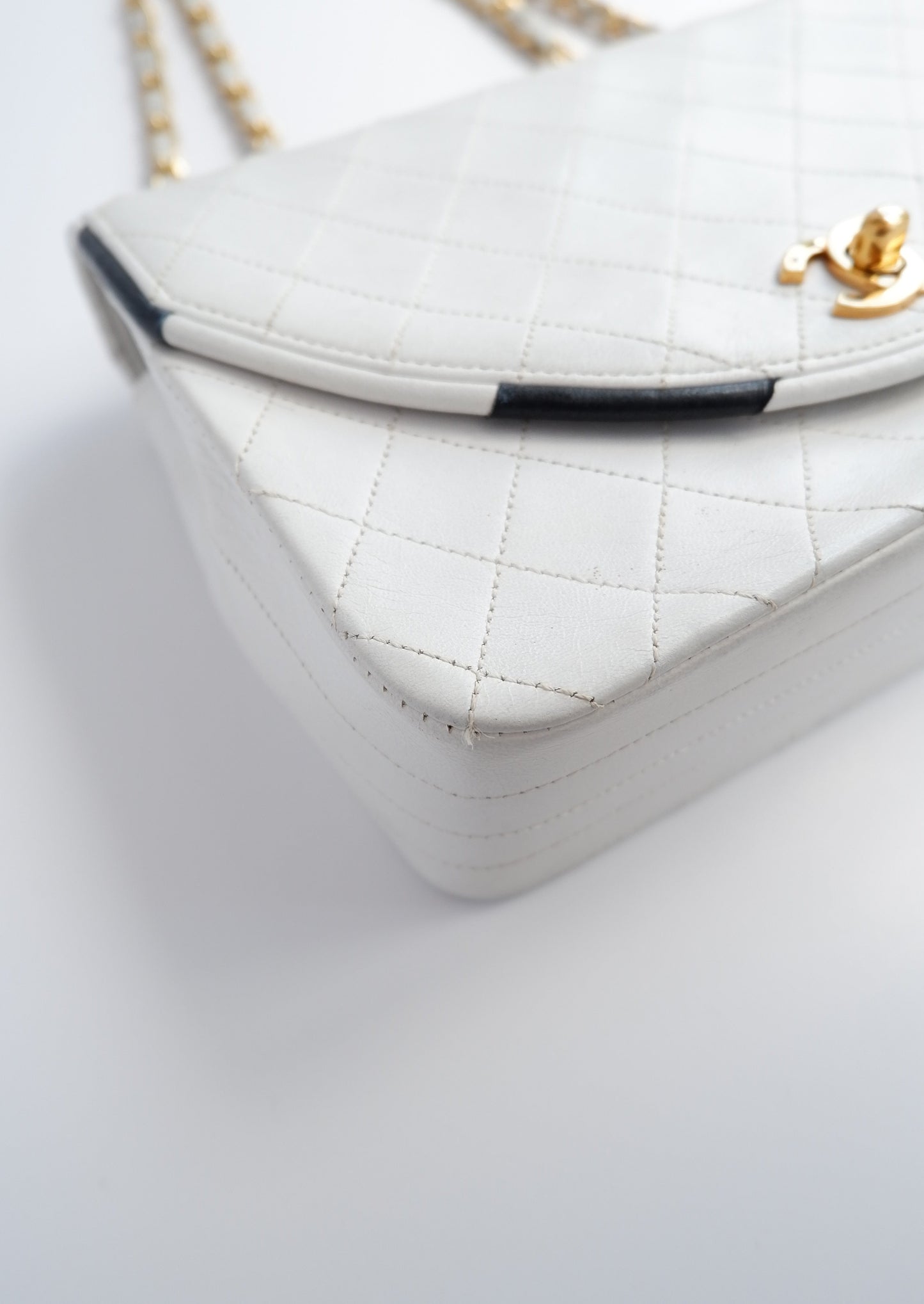 Authentic Preowned Vintage Chanel White Single Flap Bag - GHW