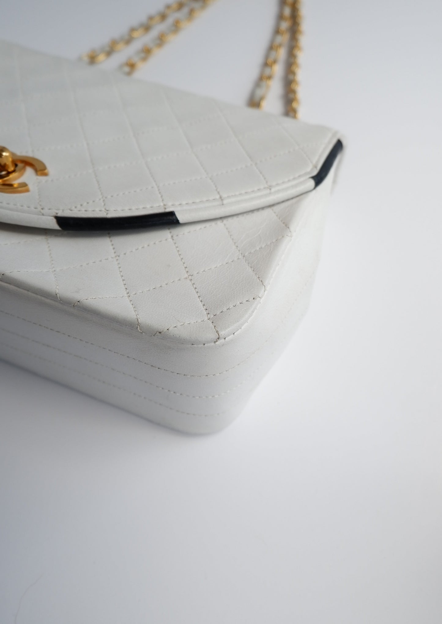Authentic Preowned Vintage Chanel White Single Flap Bag - GHW