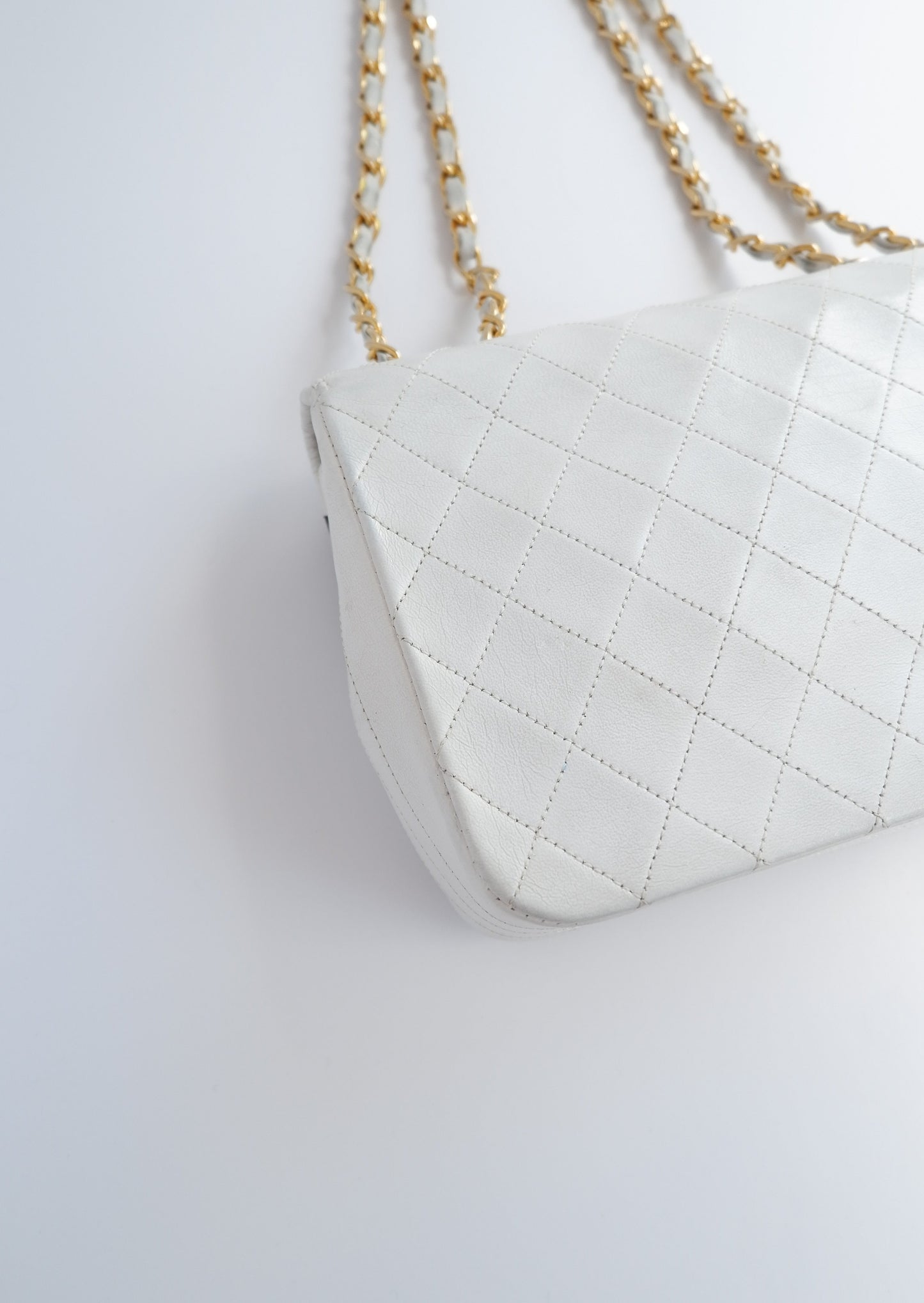 Authentic Preowned Vintage Chanel White Single Flap Bag - GHW