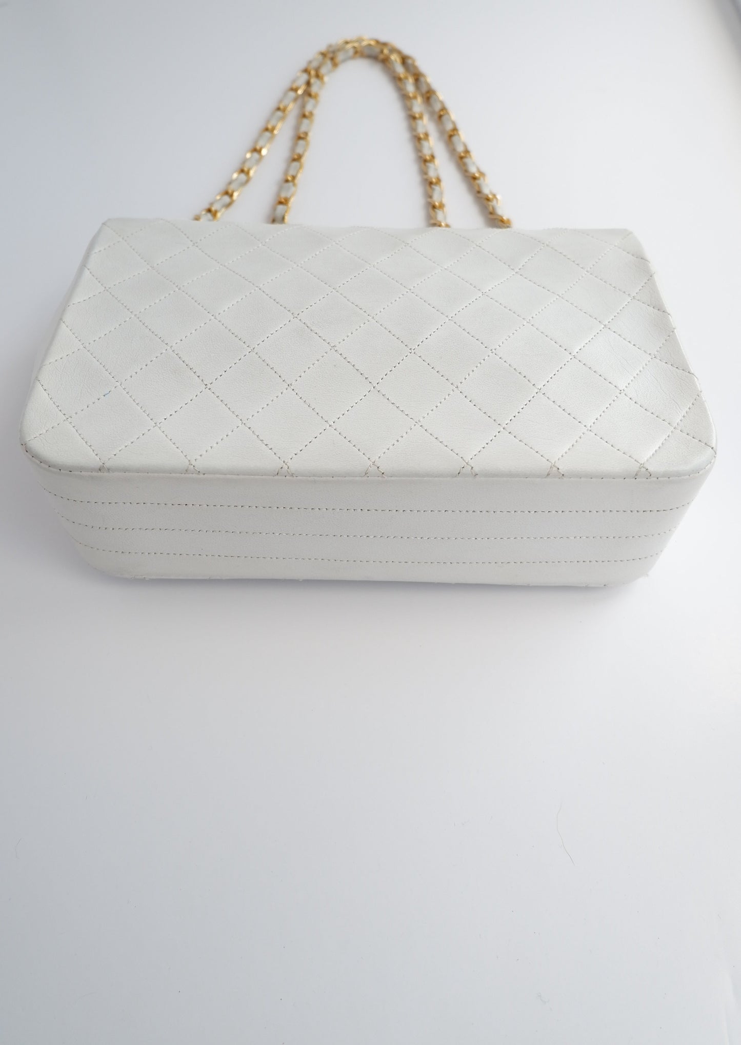 Authentic Preowned Vintage Chanel White Single Flap Bag - GHW