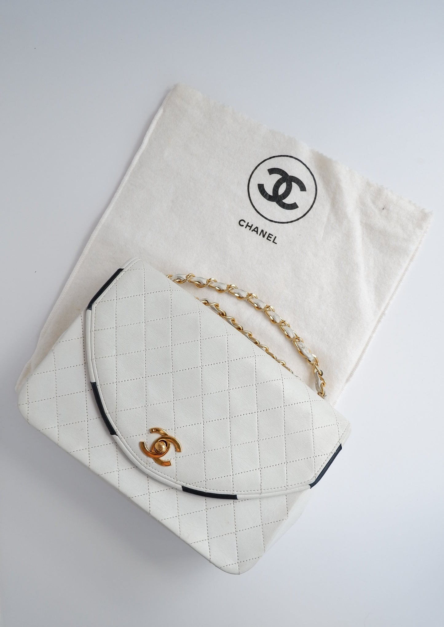 Authentic Preowned Vintage Chanel White Single Flap Bag - GHW