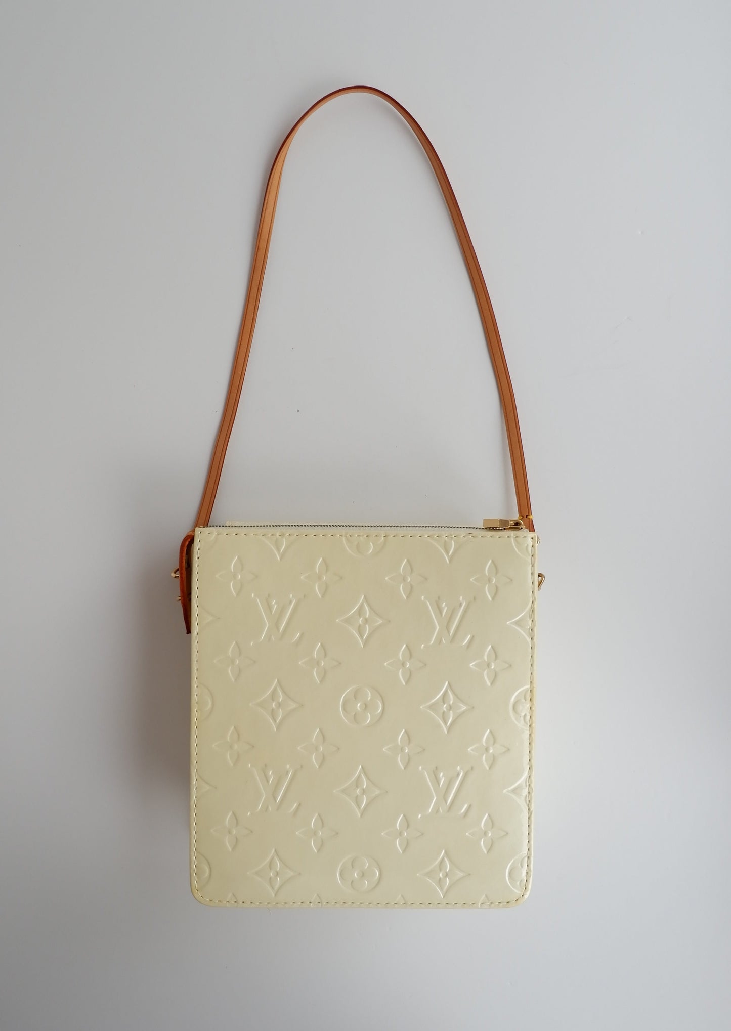 Authentic Preowned Louis Vuitton Monogram Vernis Cream/Ivory Mott Shoulder Bag