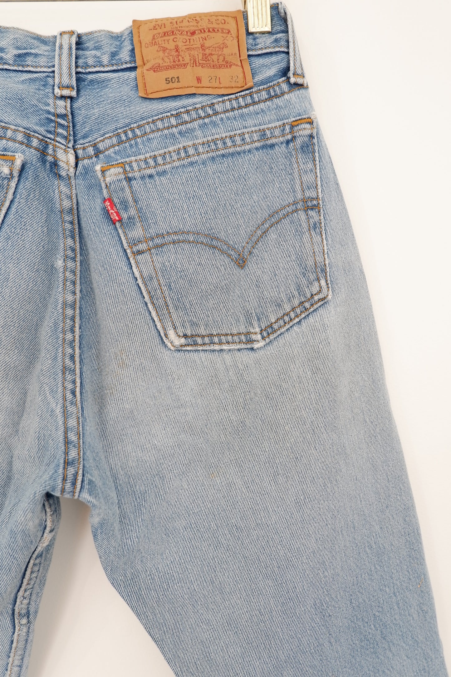Levis Vintage 501 Paint Splatter Ripped Jeans - 25