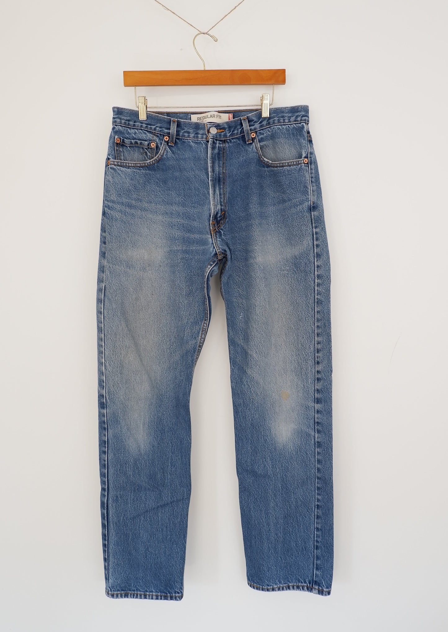 Levis 505 Medium Wash Reguar Fit Jeans - 34