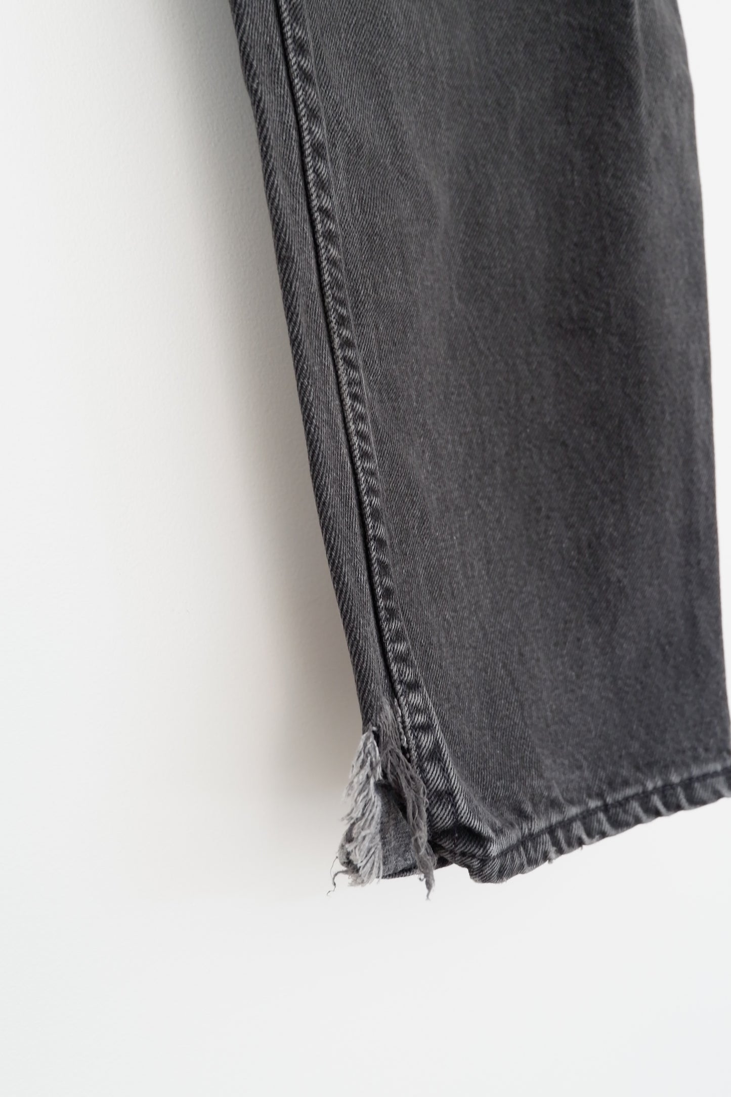 Levis Vintage 550 Black Wash Baggy/Relaxed Fit Jeans - 34