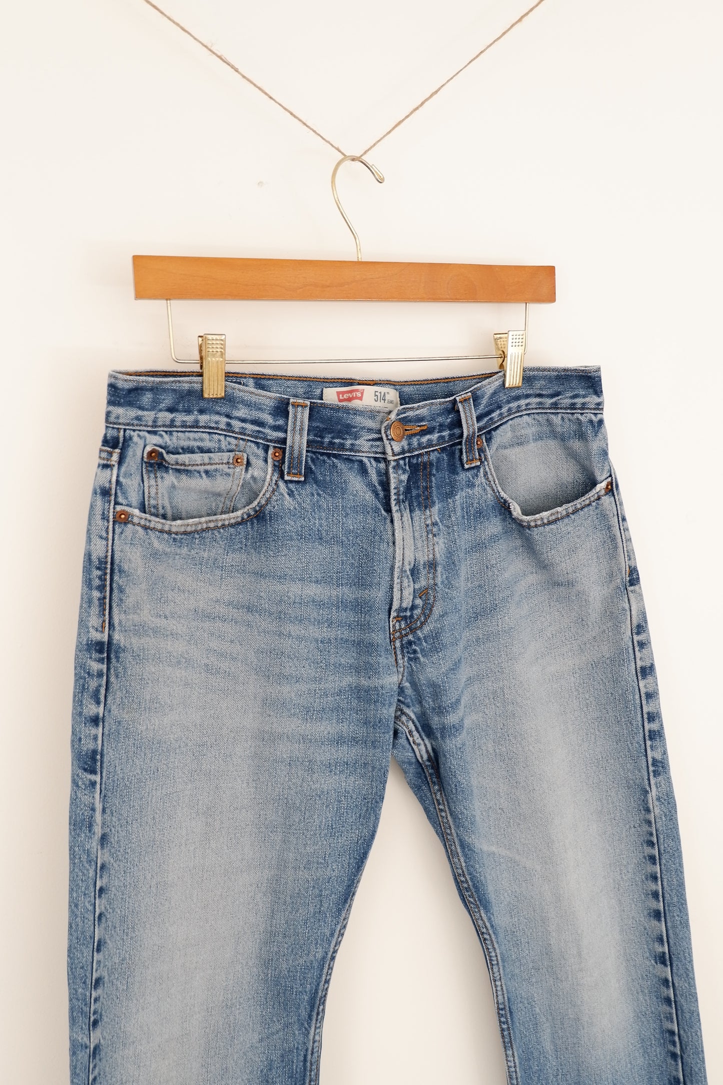 Levis 514 Medium Light Wash Slim Straight Fit Jeans - 33