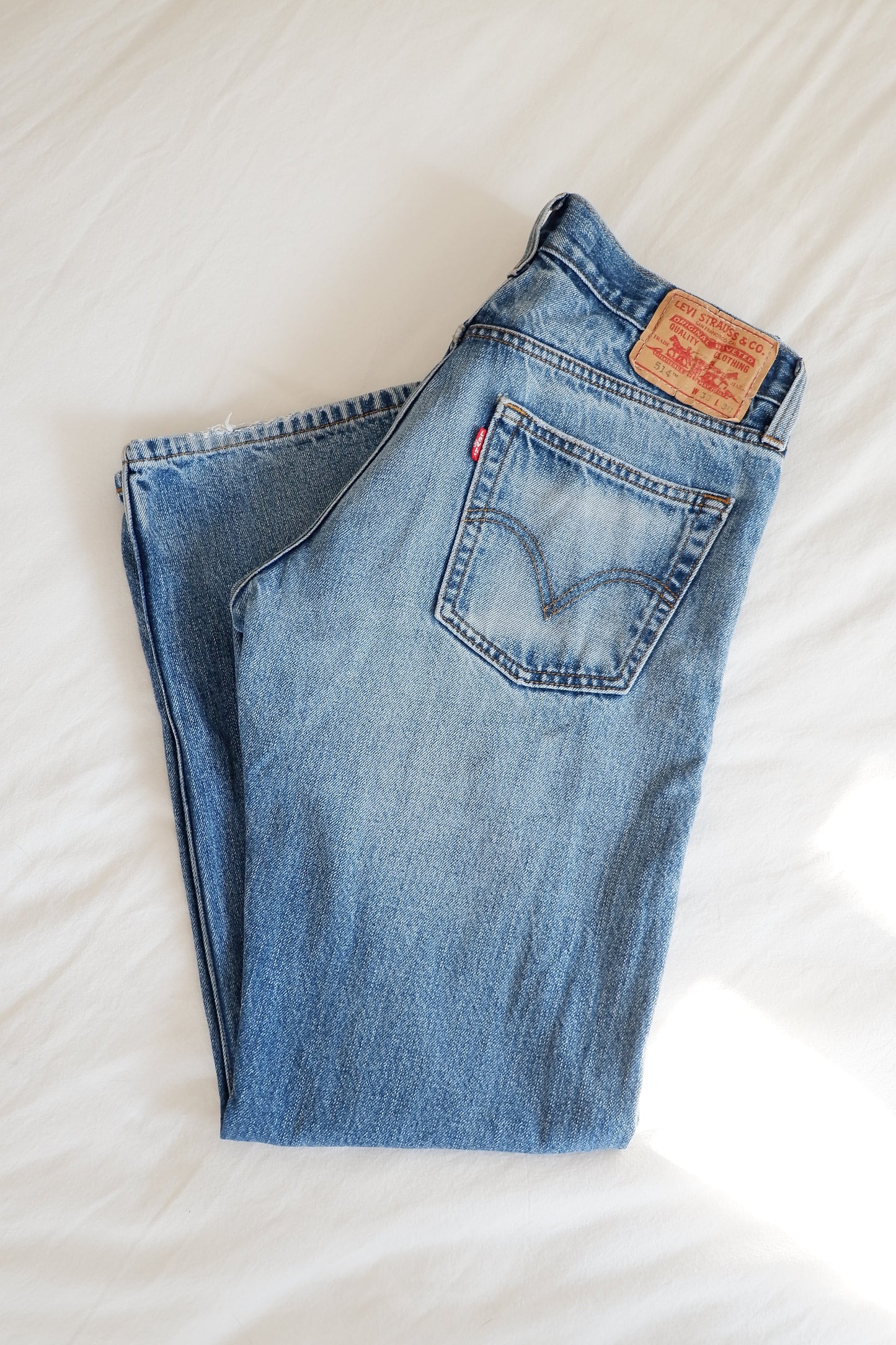 Levis 514 Medium Light Wash Slim Straight Fit Jeans - 33