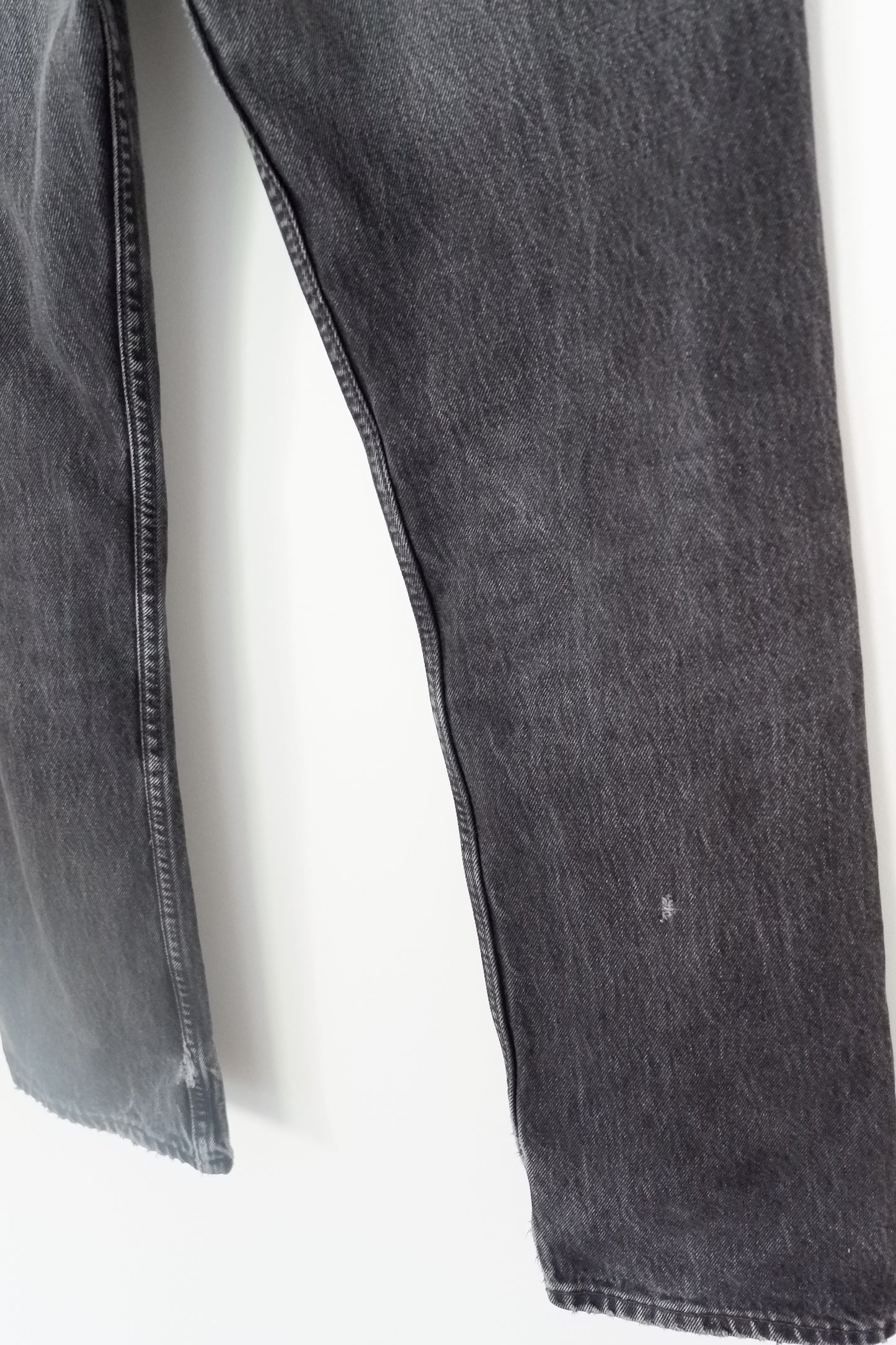 Levis Vintage 501 Black Straight Leg Jeans - 33