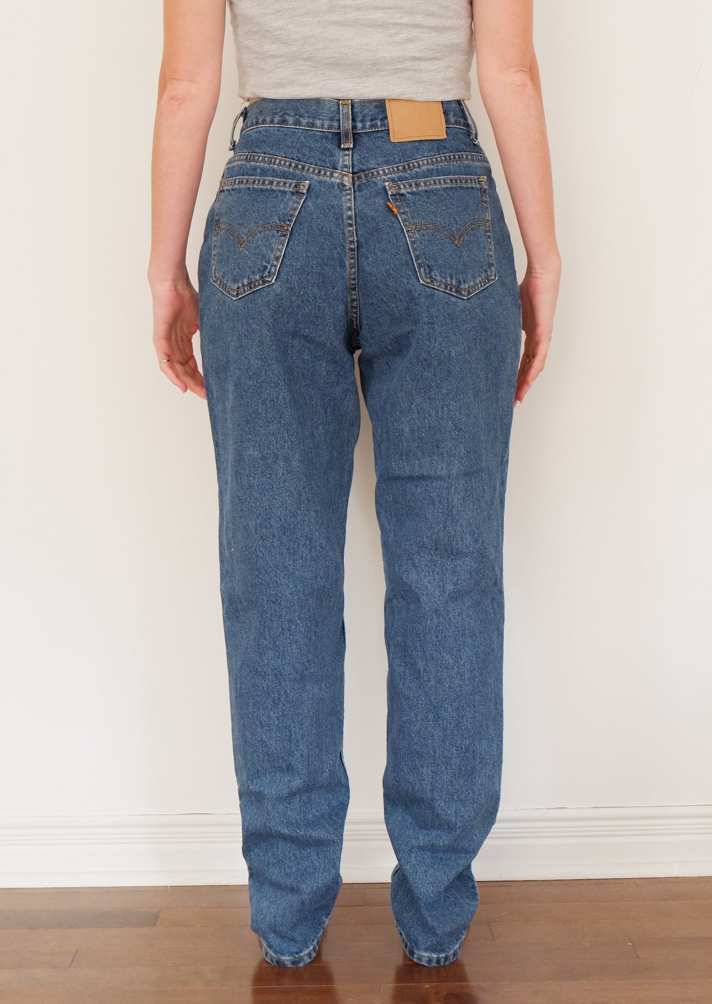 Levis Vintage Medium Wash High Relaxed Fit Slim Leg - 30