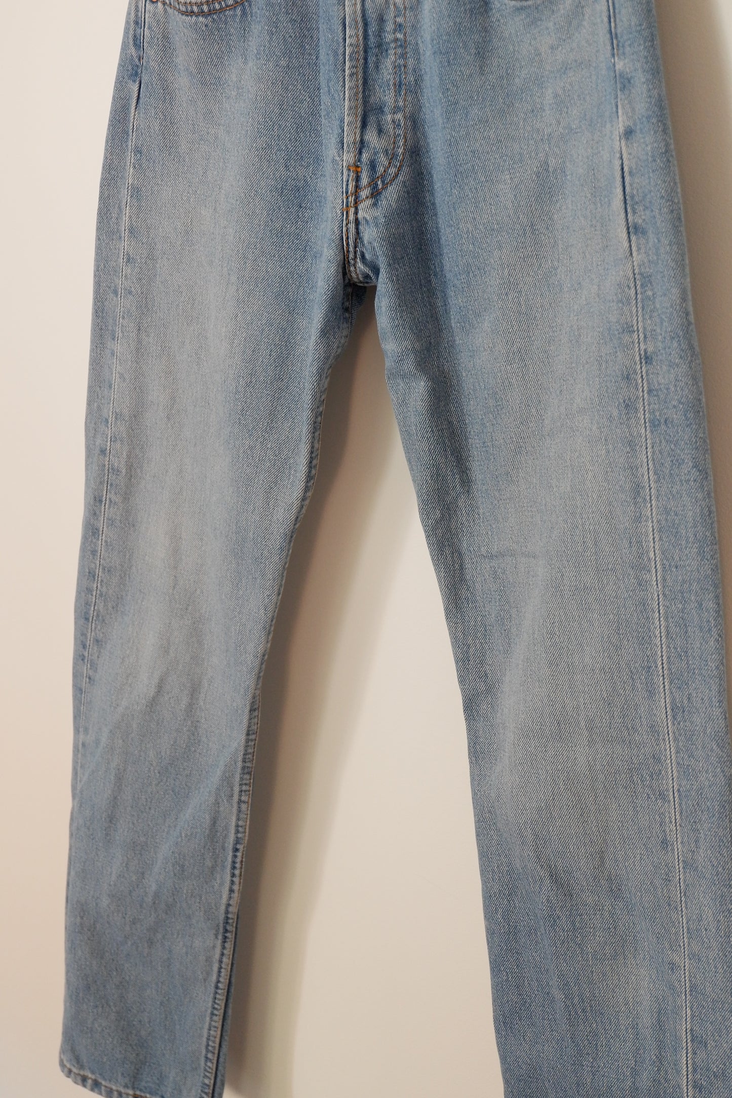 Levis Vintage 501 Medium Light Wash Jeans - 26