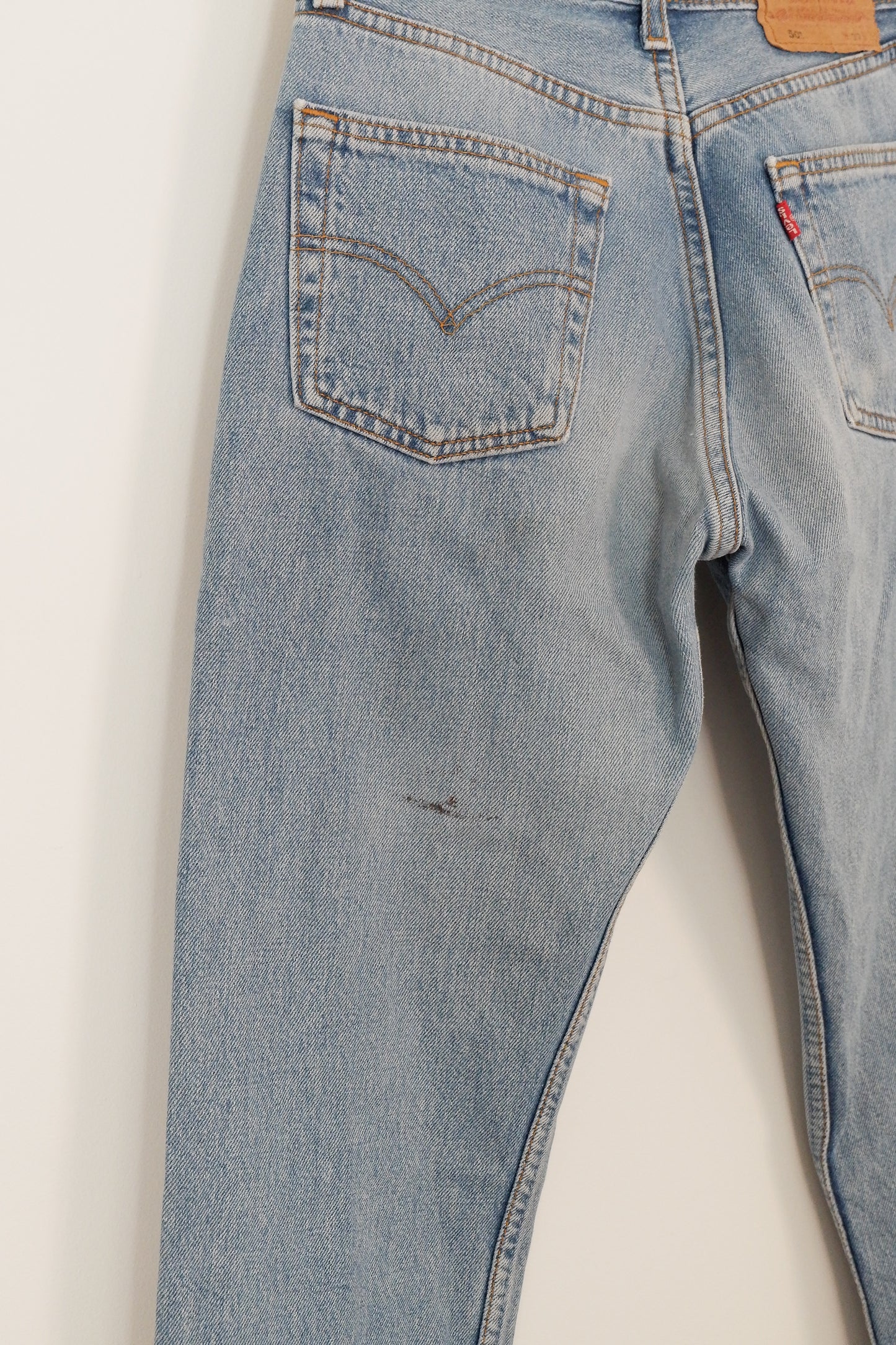 Levis Vintage 501 Medium Light Wash Jeans - 26