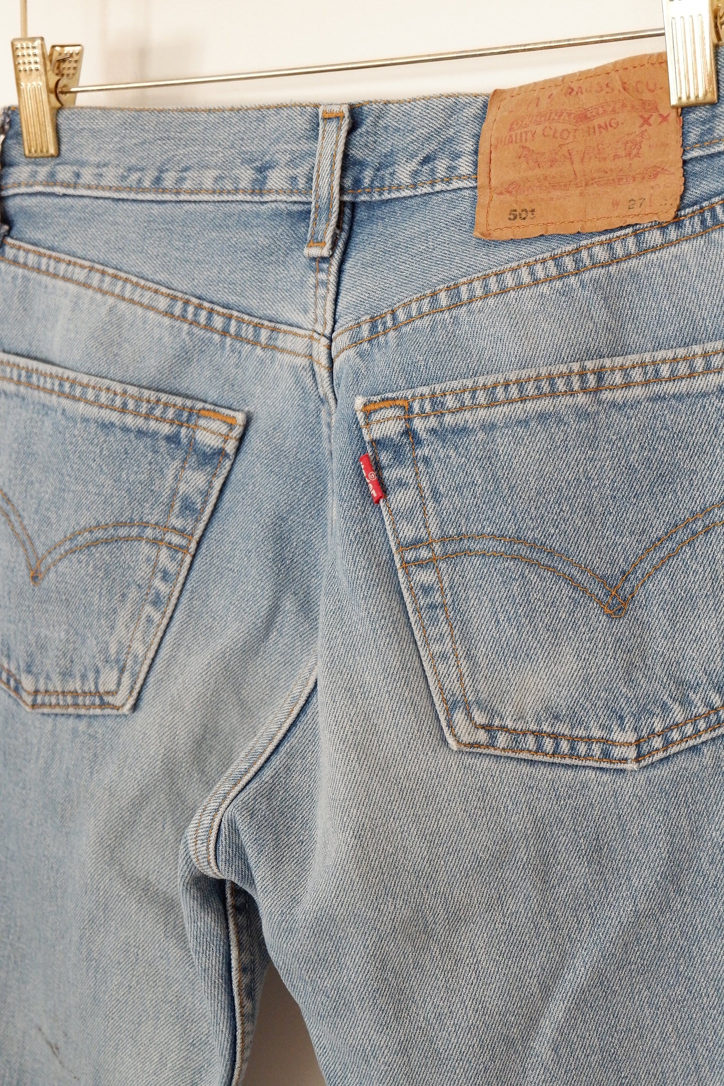 Levis Vintage 501 Medium Light Wash Jeans - 26