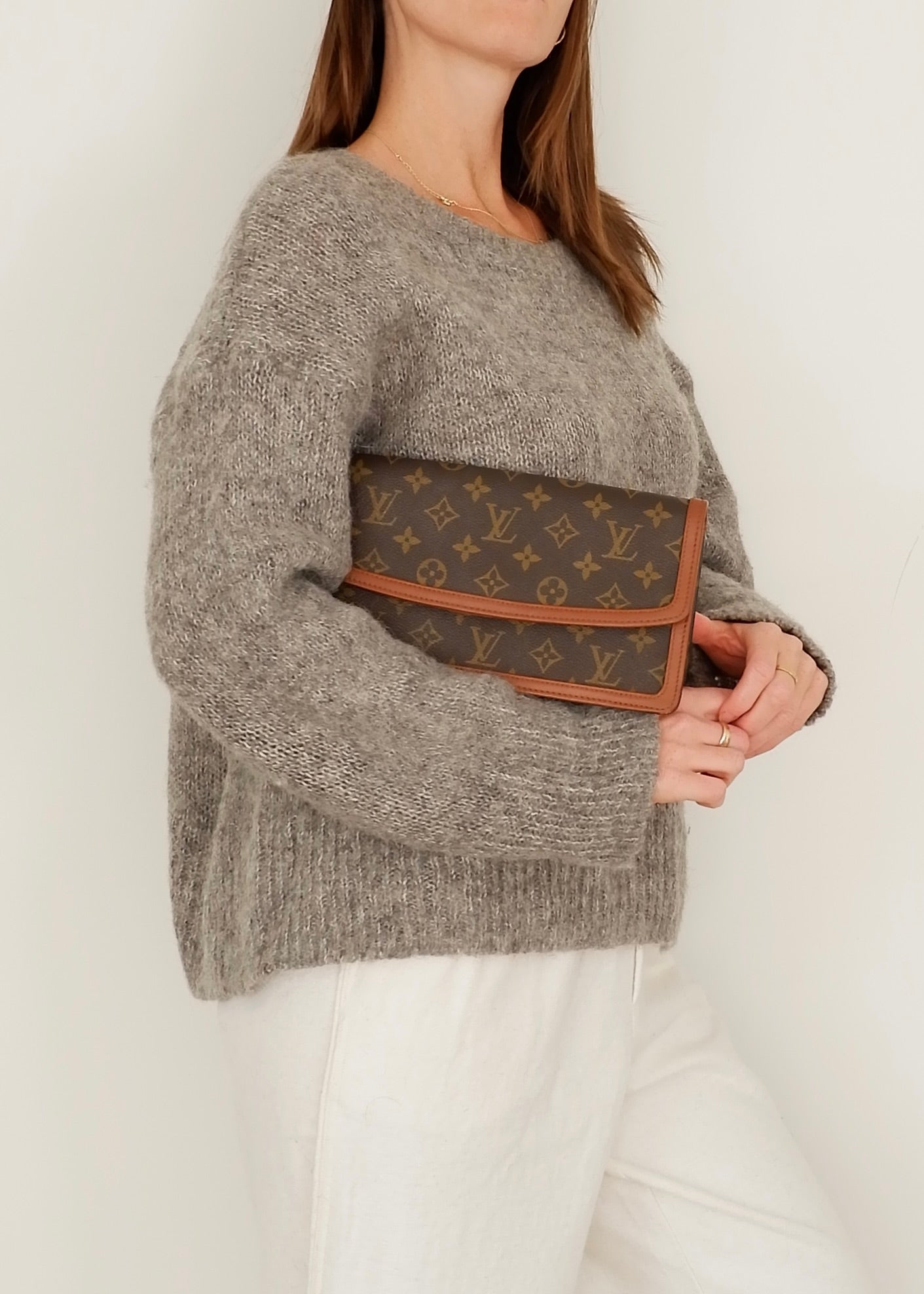 Authentic Preowned Vintage Louis Vuitton Monogram Pochette Dame Clutch