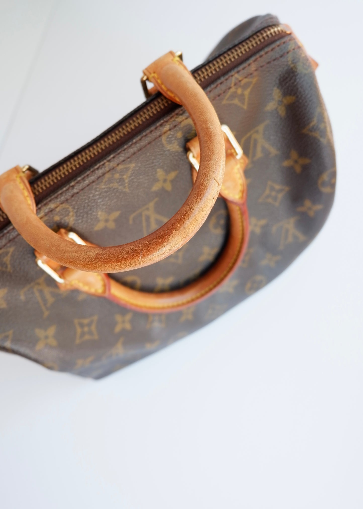 Authentic Preowned Vintage Louis Vuitton Monogram Speedy 25