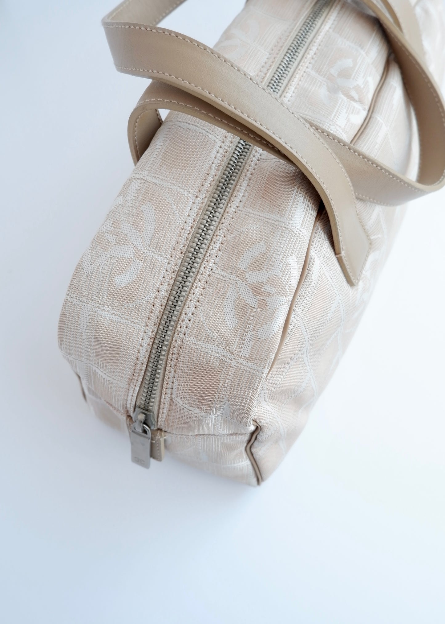 Authentic Preowned Chanel Beige Canvas/Leather New Travel Line Shoulder Bag
