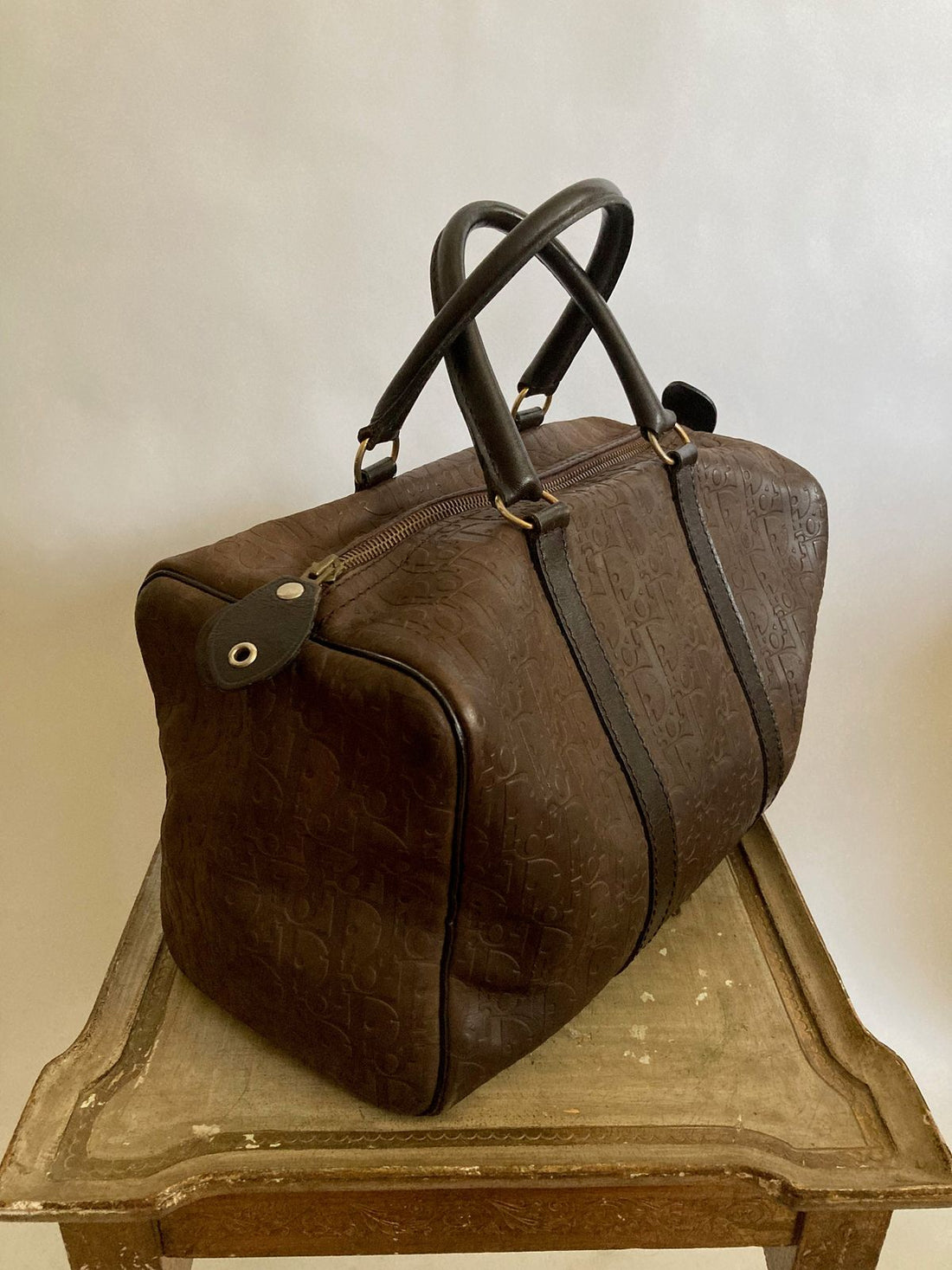 The Art of the Era: Why Vintage Craftsmanship Still Holds the Crown